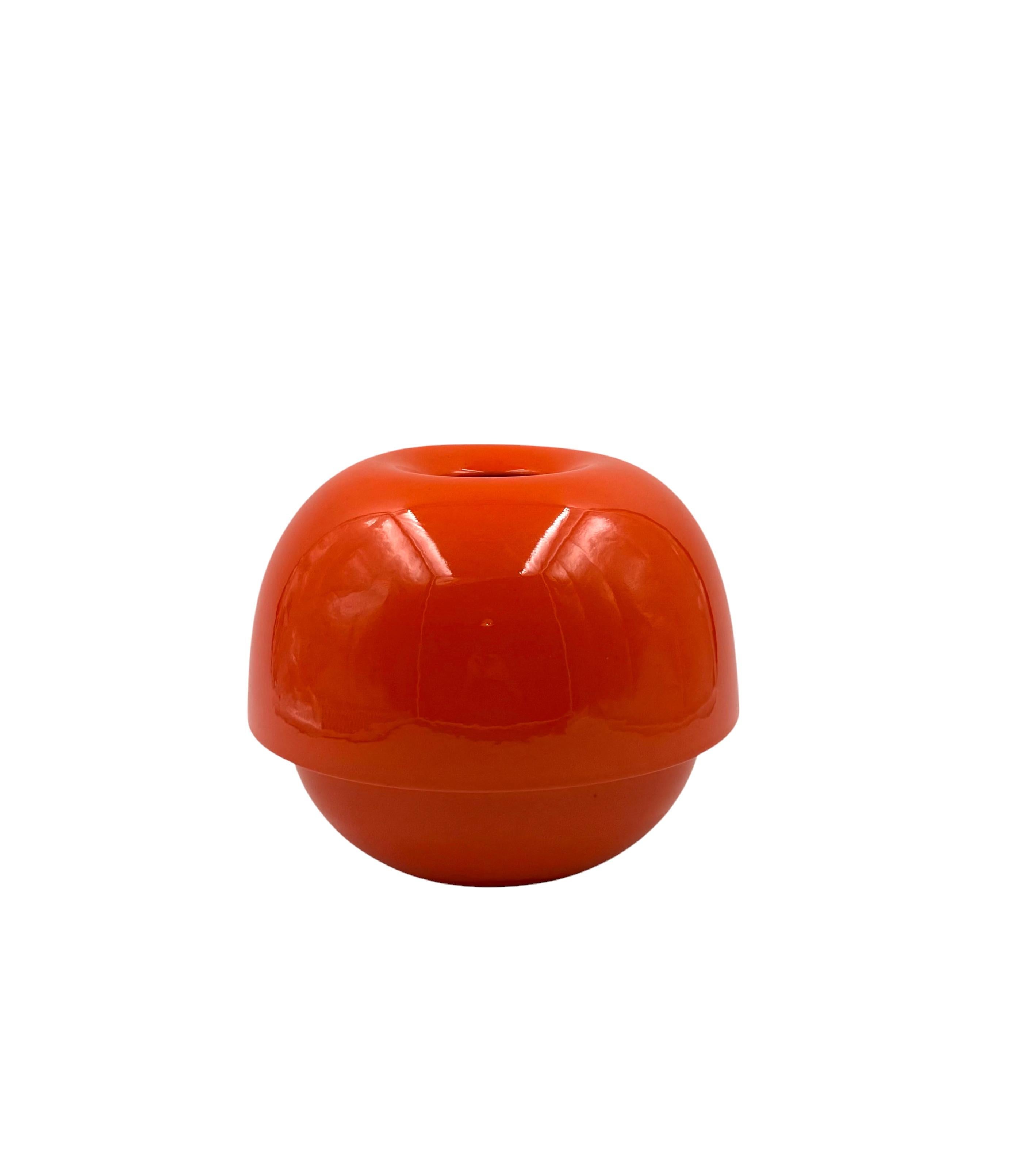 Vase en céramique orange de l'ère spatiale, Sicart Italie vers 1970 en vente 1
