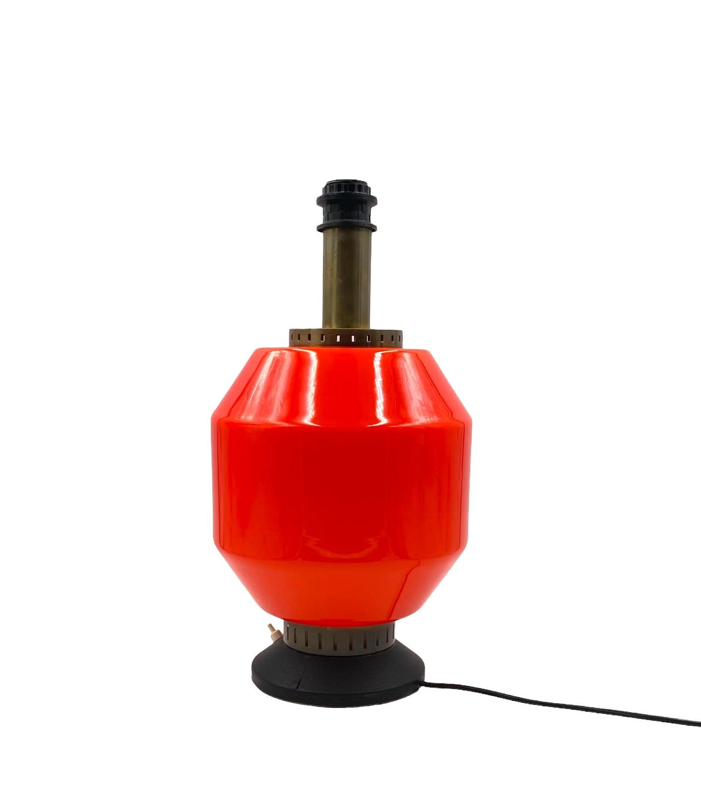 Space Age orange glass table lamp base, Stilnovo, Italy 1960s For Sale 3