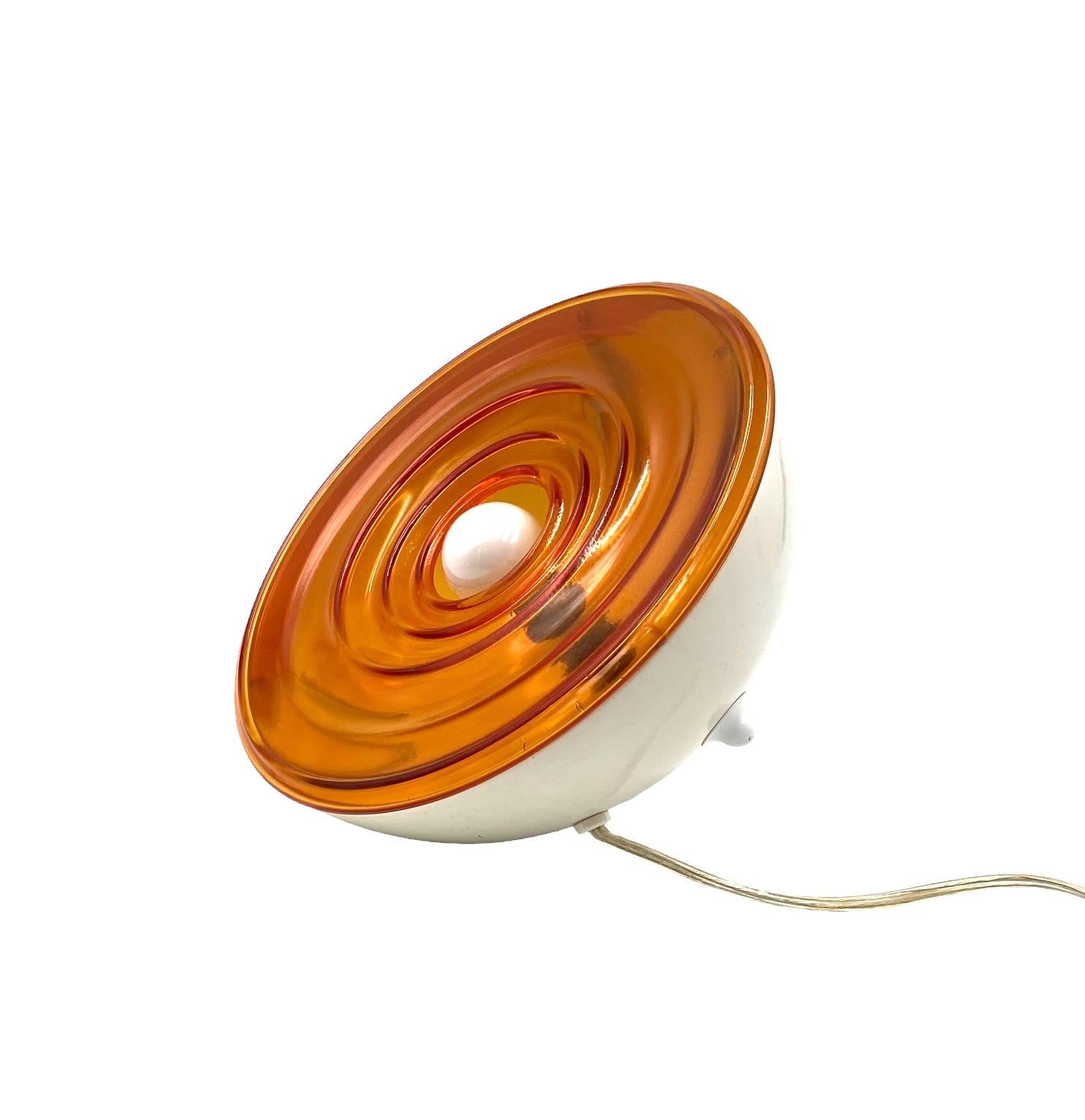 Lampe de table en verre orange de l'ère spatiale, France 1970 en vente 3
