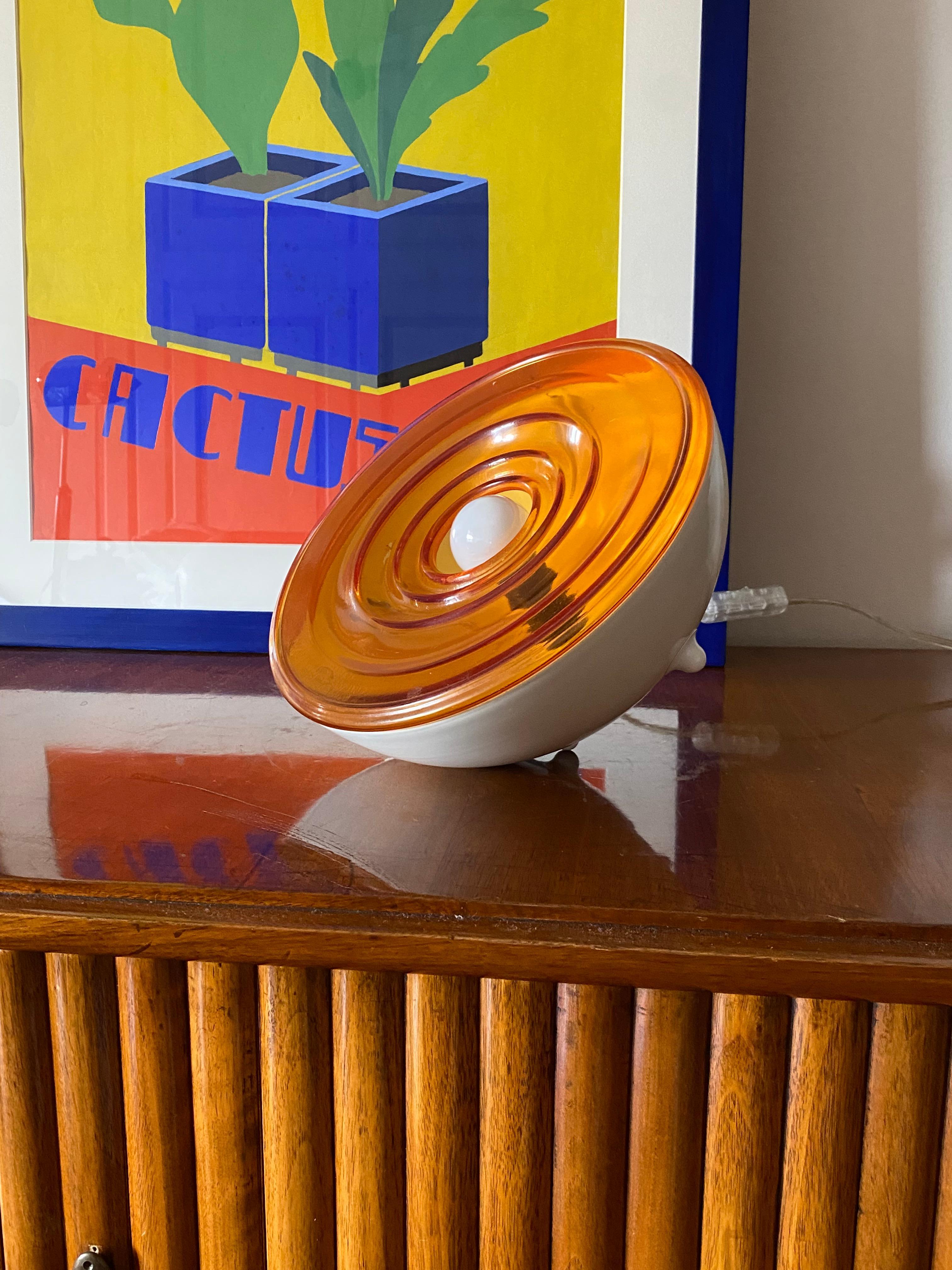 Ère spatiale Lampe de table en verre orange de l'ère spatiale, France 1970 en vente