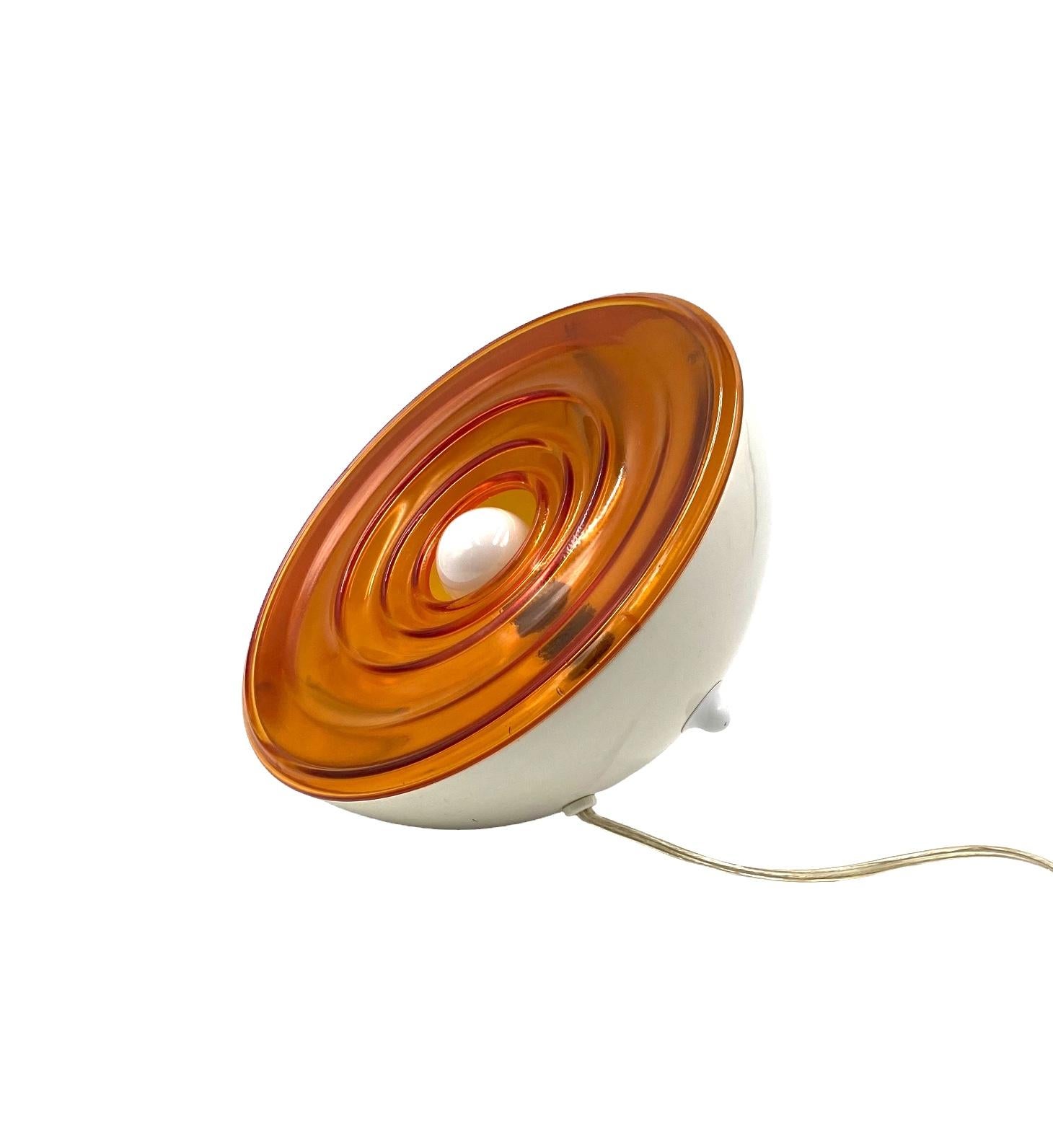 Lampe de table en verre orange de l'ère spatiale, France 1970 en vente 2