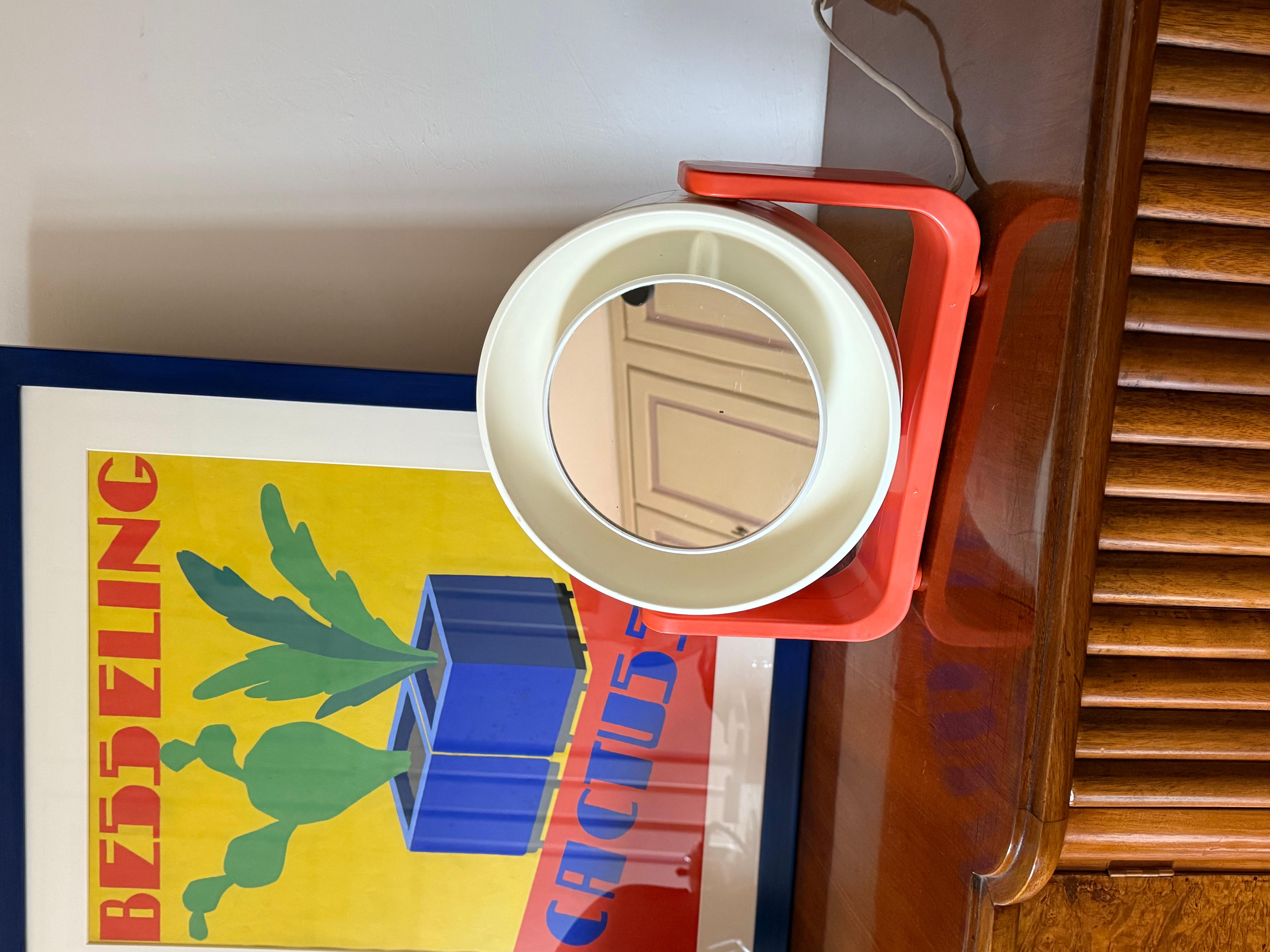 Space Age orange illuminated table mirror mod. w93, Allibert, West Germany 1960s In Excellent Condition For Sale In Firenze, IT