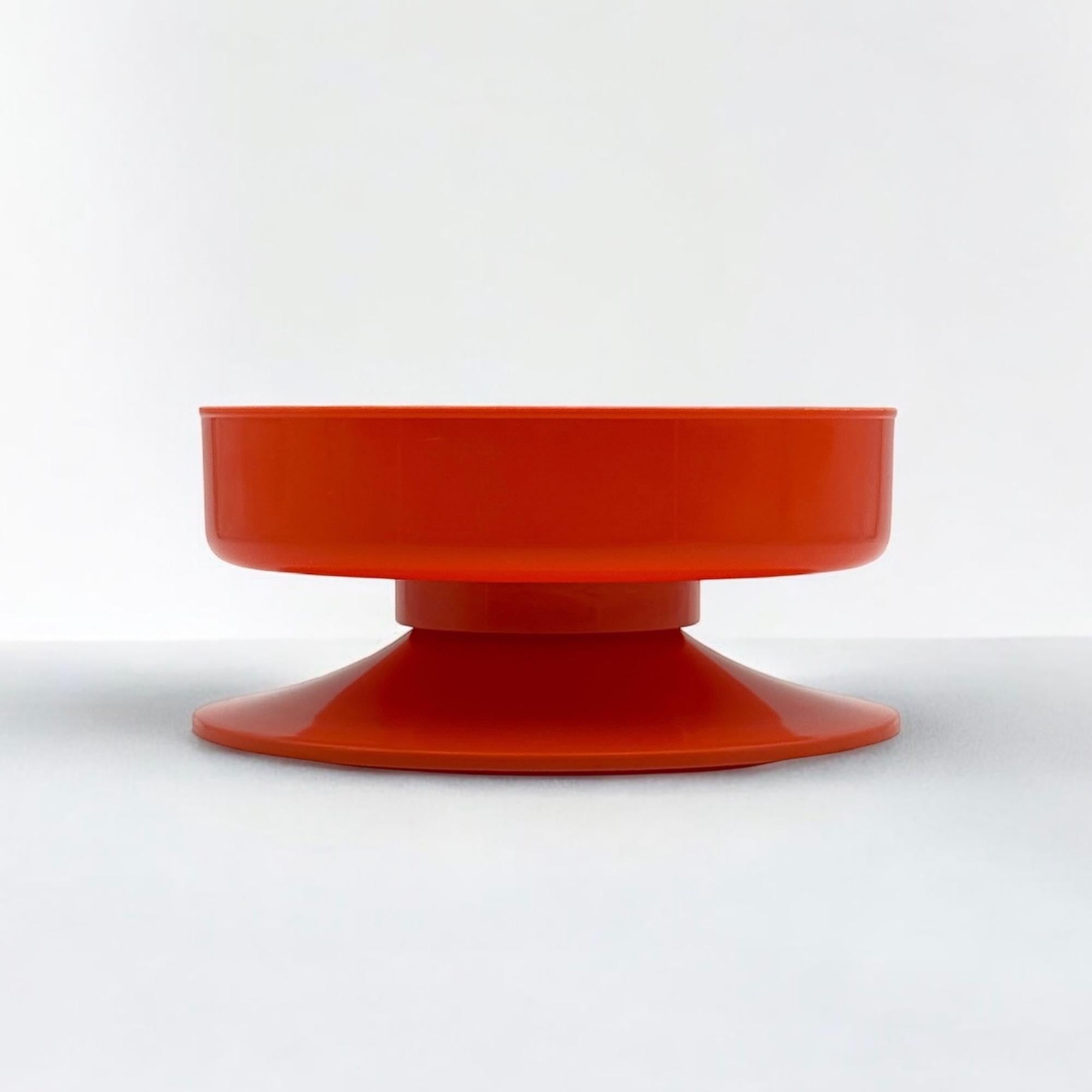 Oranges Kunststoffgefäß aus dem Space Age von Luigi Massoni für Guzzini, 1960er Jahre im Angebot 6