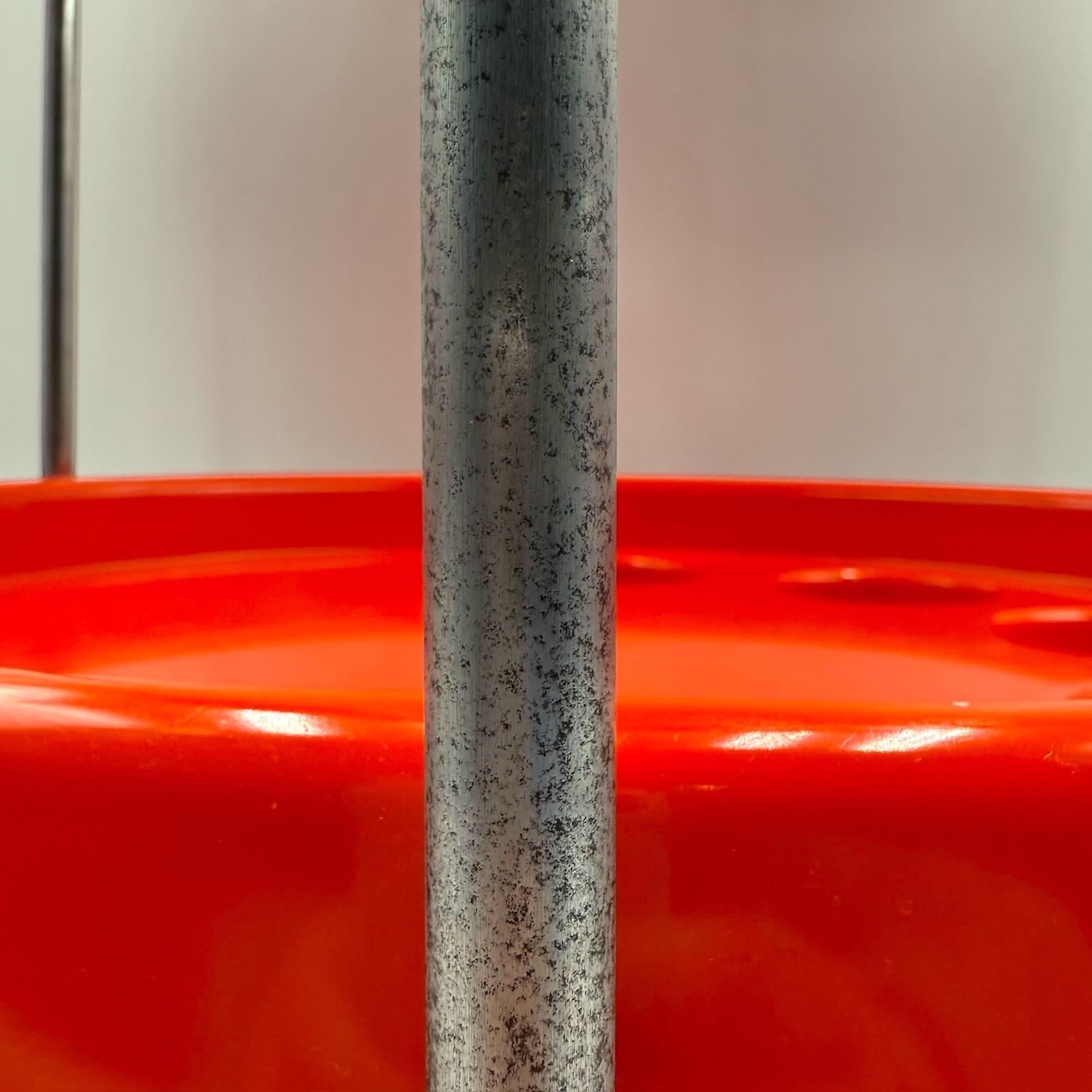 Table de bar ou chariot de bar en plastique orange de l'ère spatiale Dal Vera fabriquée en Italie, 1970 en vente 1