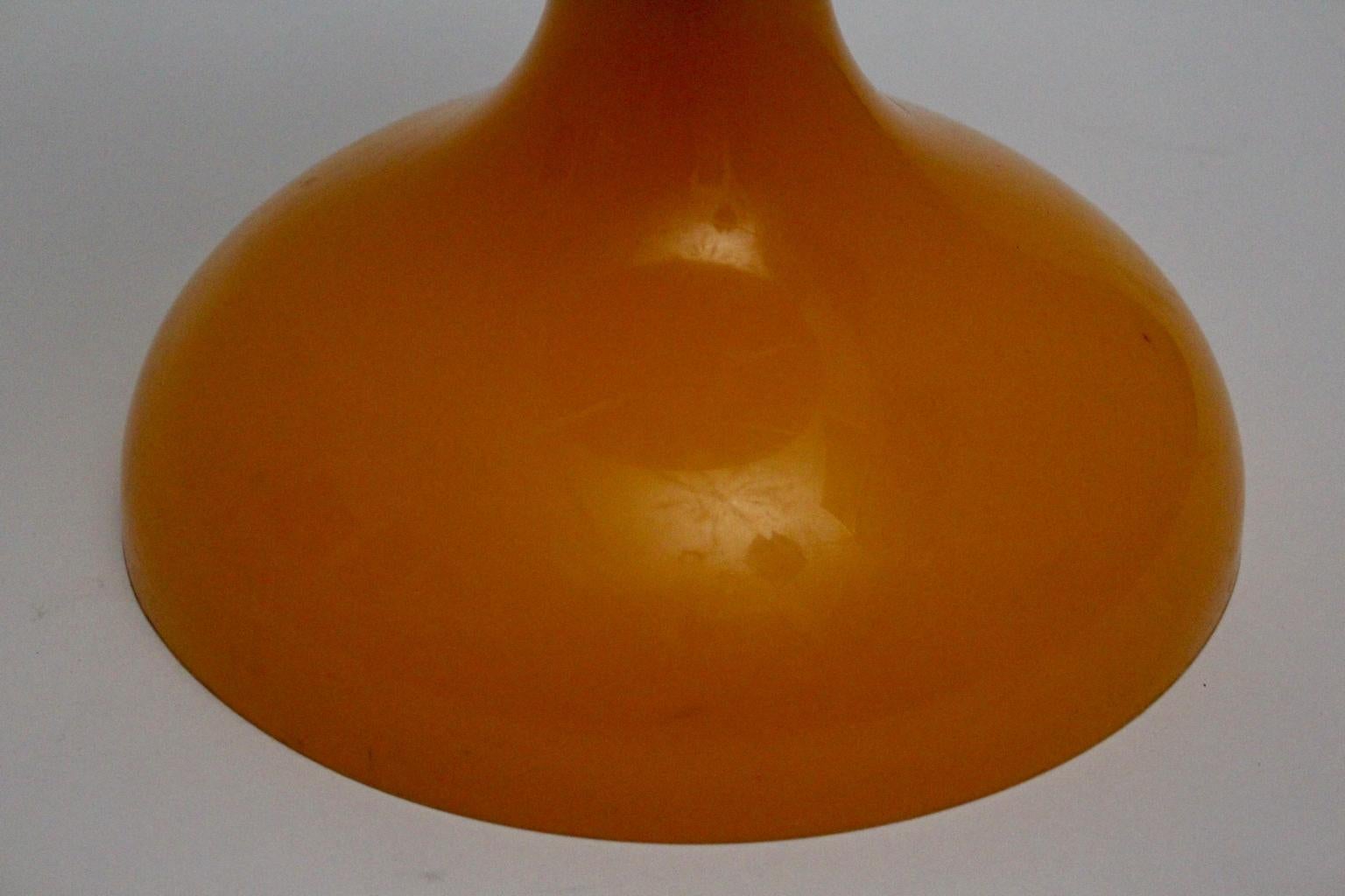 Tabouret en plastique orange de l'ère spatiale Sgabello Americano, Italie, 1970 en vente 2