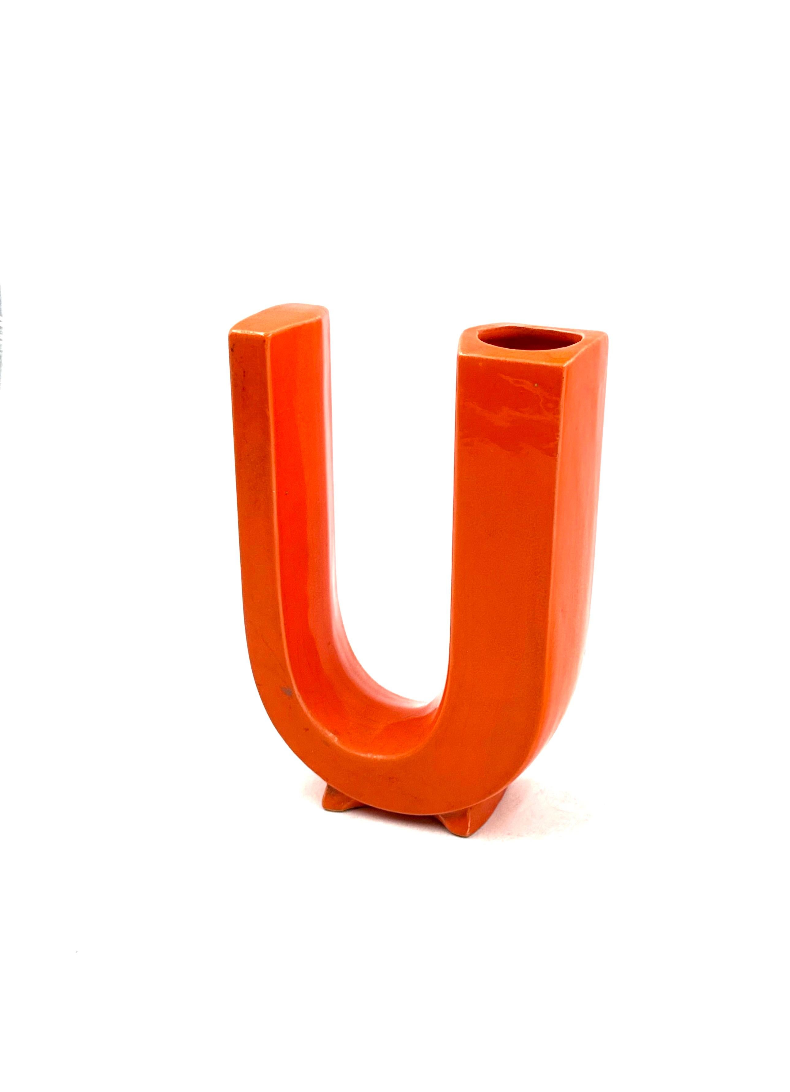 French Vase solifleur en céramique en forme de lettre U de l'ère spatiale, Marcel Radureau ca.1970 en vente