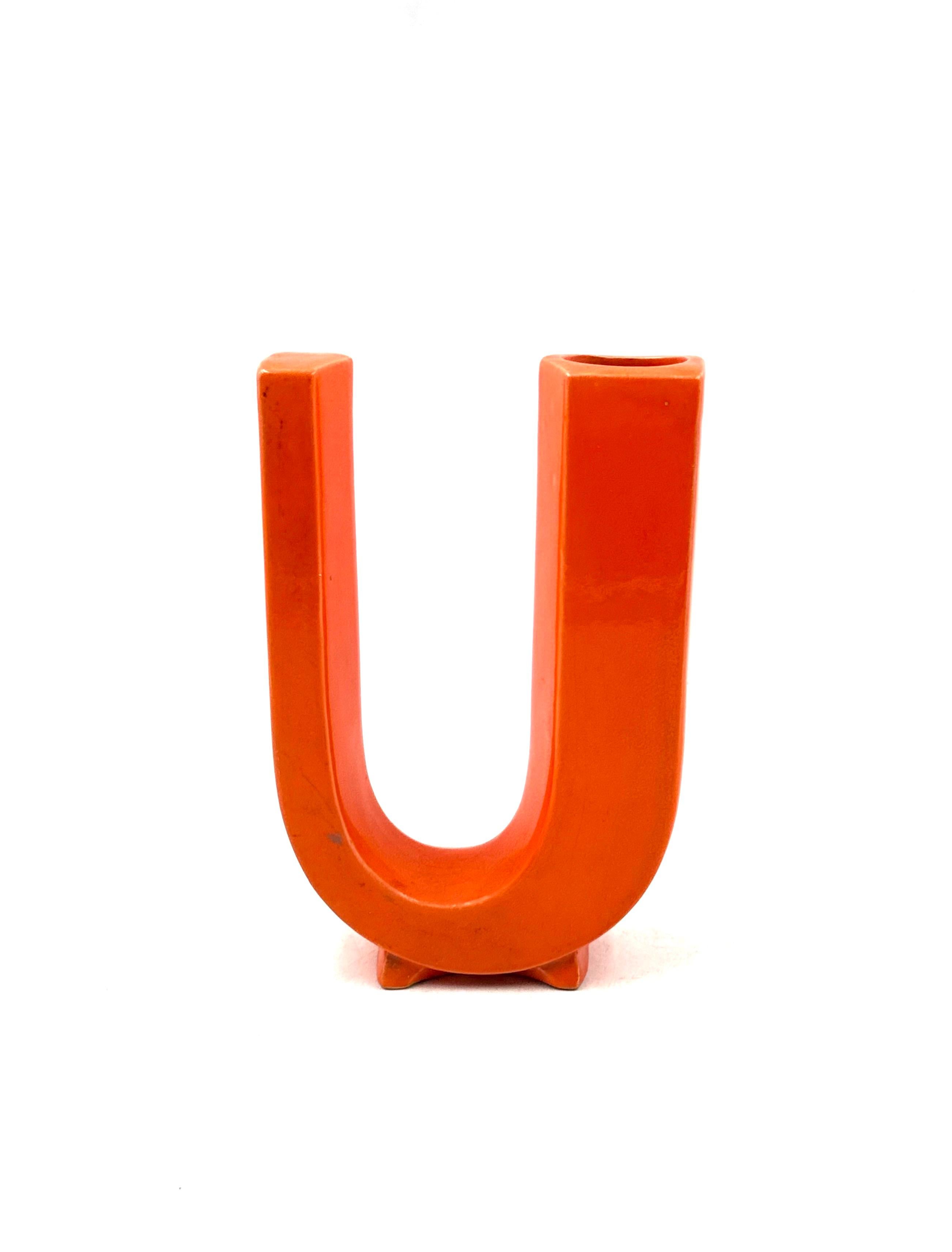 Late 20th Century Vase solifleur en céramique en forme de lettre U de l'ère spatiale, Marcel Radureau ca.1970 en vente