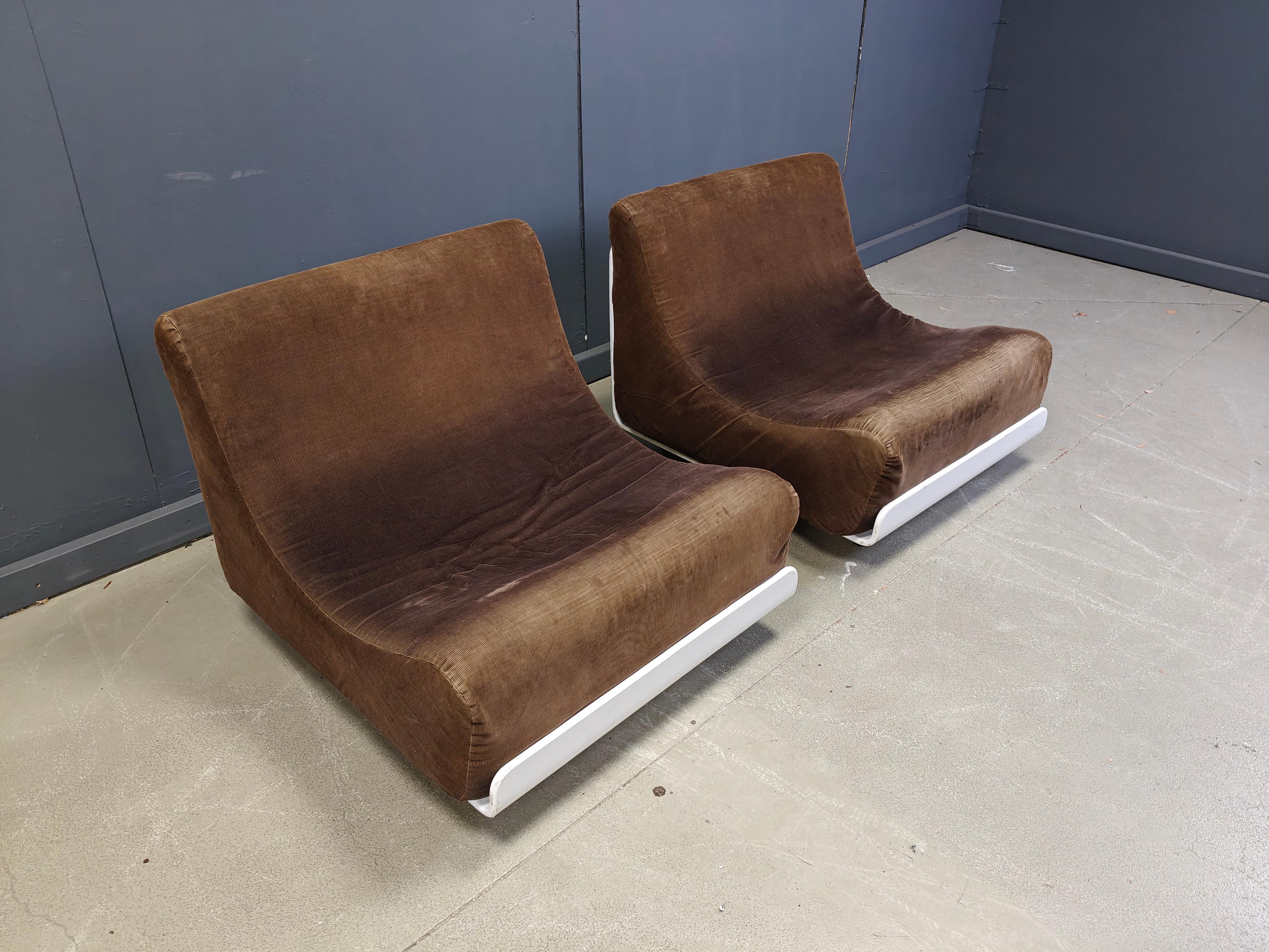Tissu Chaises longues Space AGE Orbis de Luigi Colani pour COR, années 1960 en vente