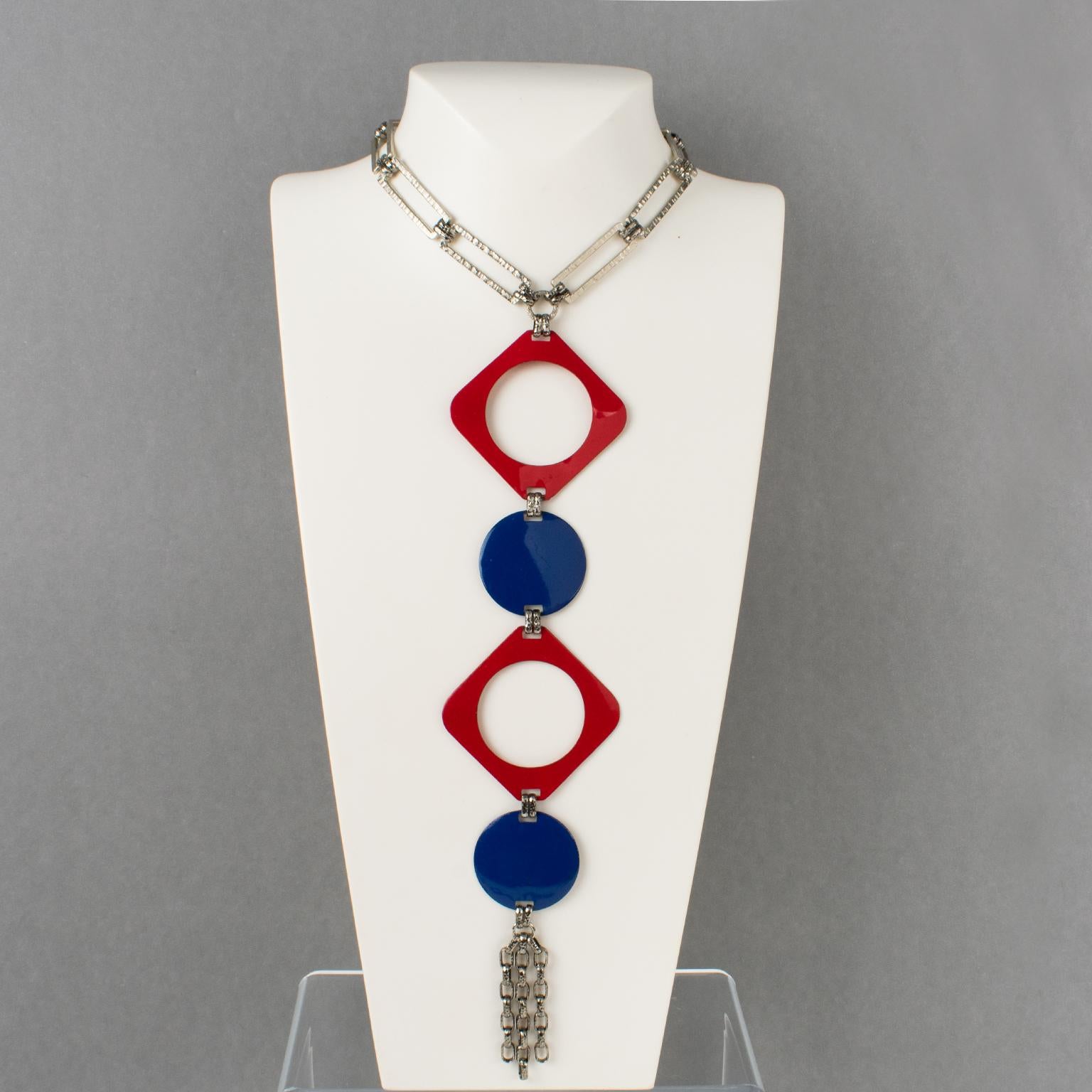 Halskette mit Kragen im Paco Rabanne-Stil des Space Age-Zeitalters mit blauem und rotem Emaille-Anhänger (Modernistisch) im Angebot