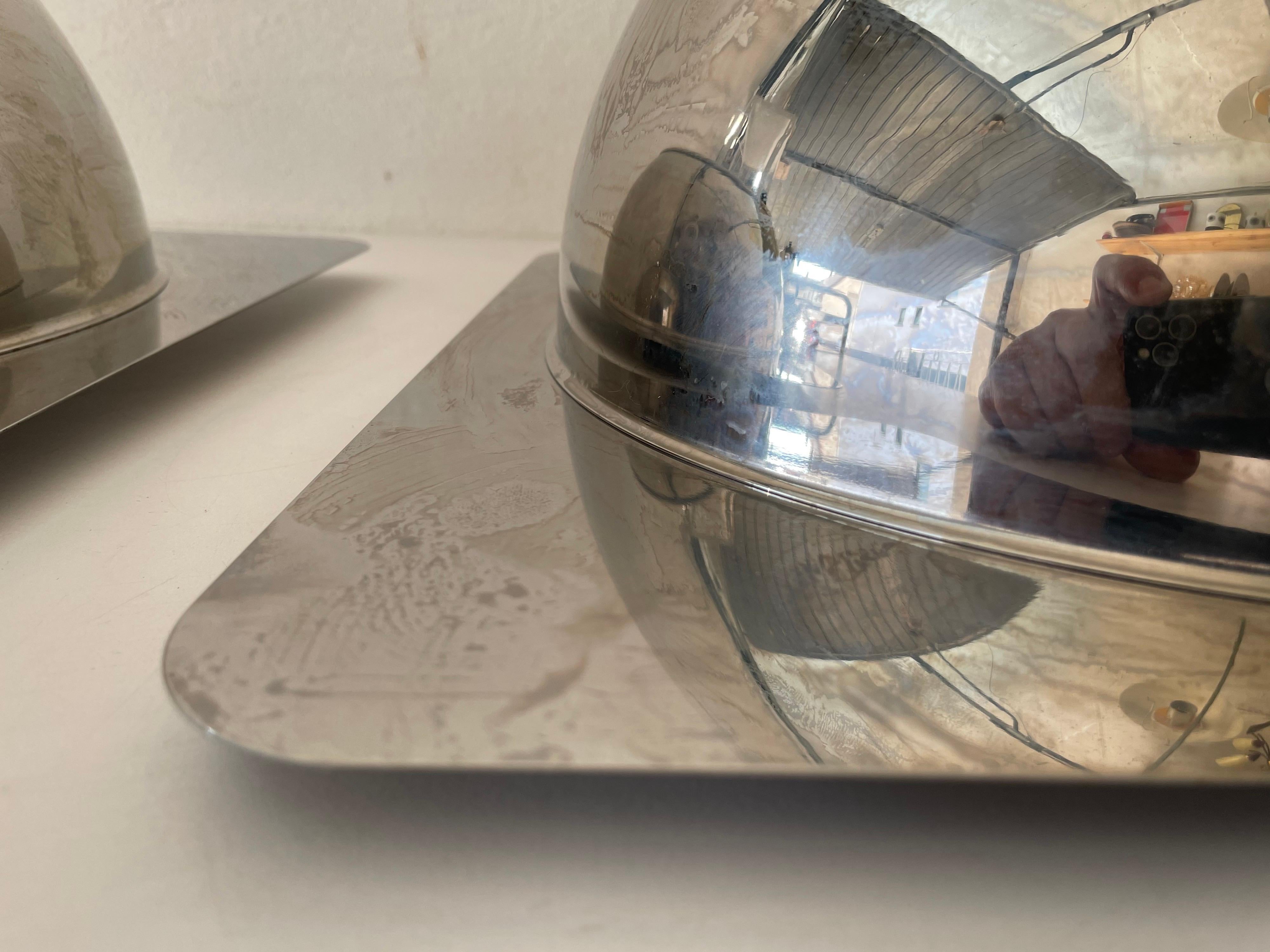 Métal Paire d'appliques ou de plafonniers chromés de l'ère spatiale par Reggiani, 1970, Italie en vente