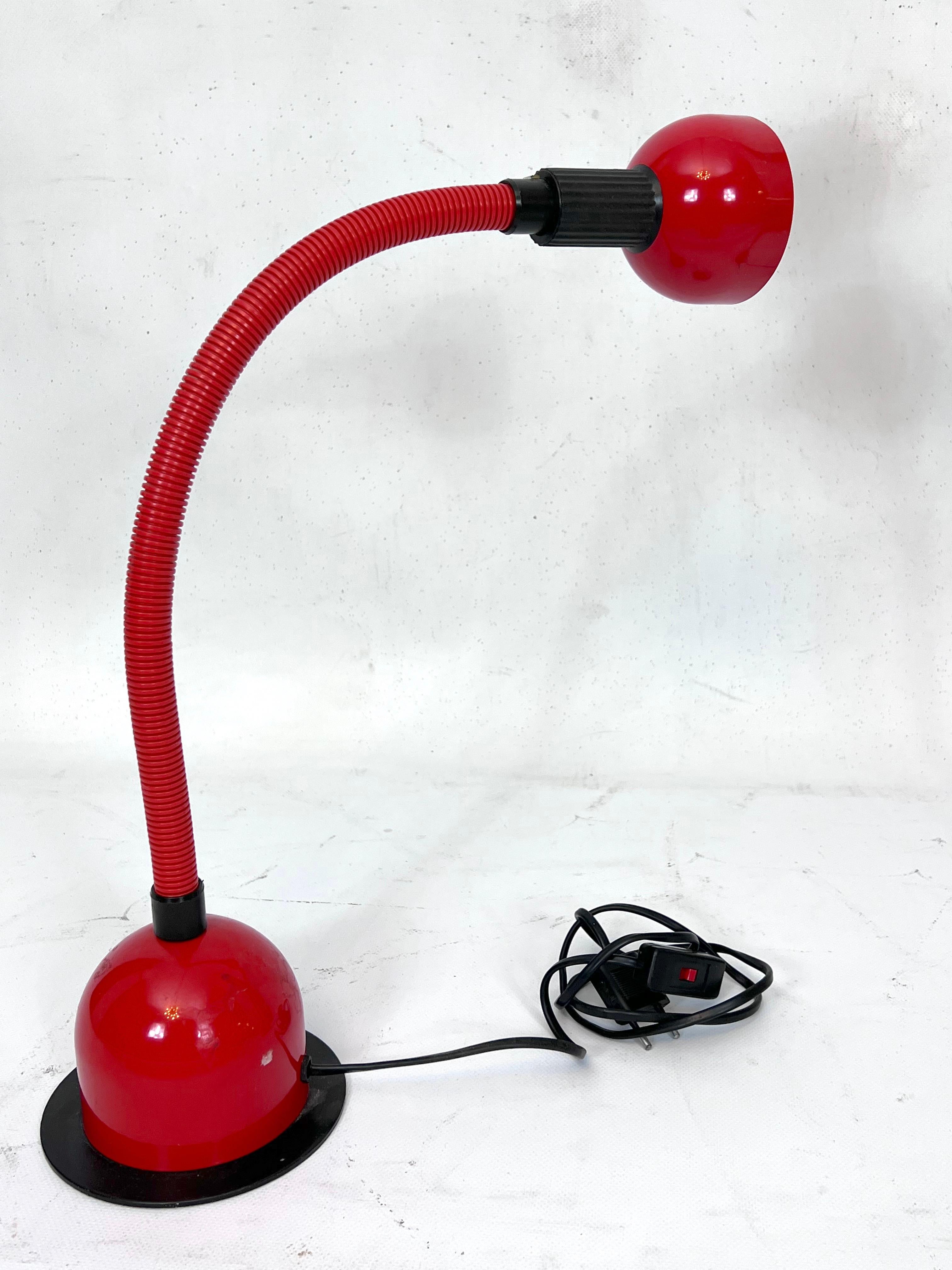 Space Age, Pair of Italian Red Metal Table Lamps by Gammalux, 1970s For Sale 4