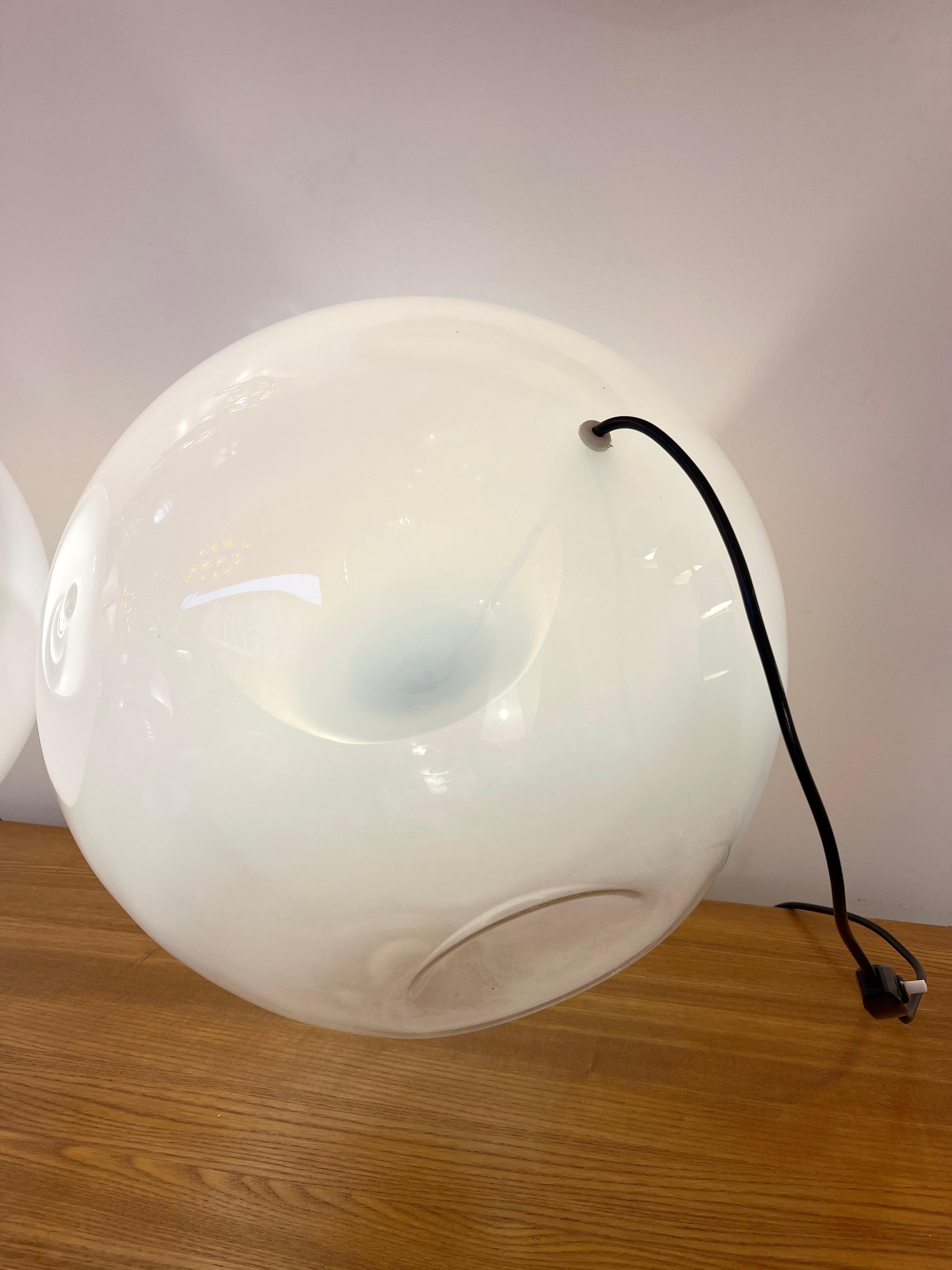 Space Age Pair of Vacuna Murano Glass Lamps by Artemide, Italy, 1968 For Sale 5