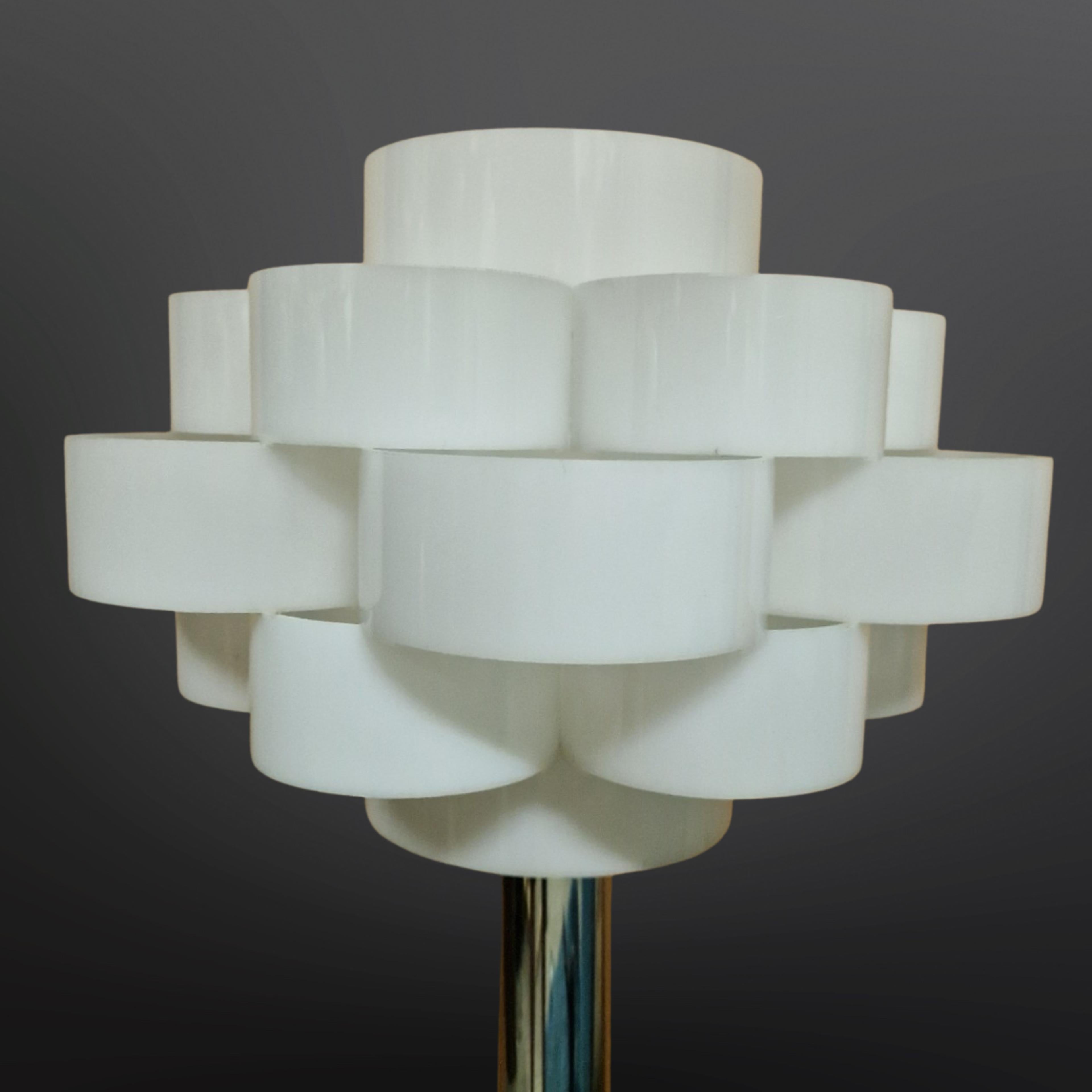 Space age Panton style table lamp, Italy 1960s In Good Condition In ECHT, NL