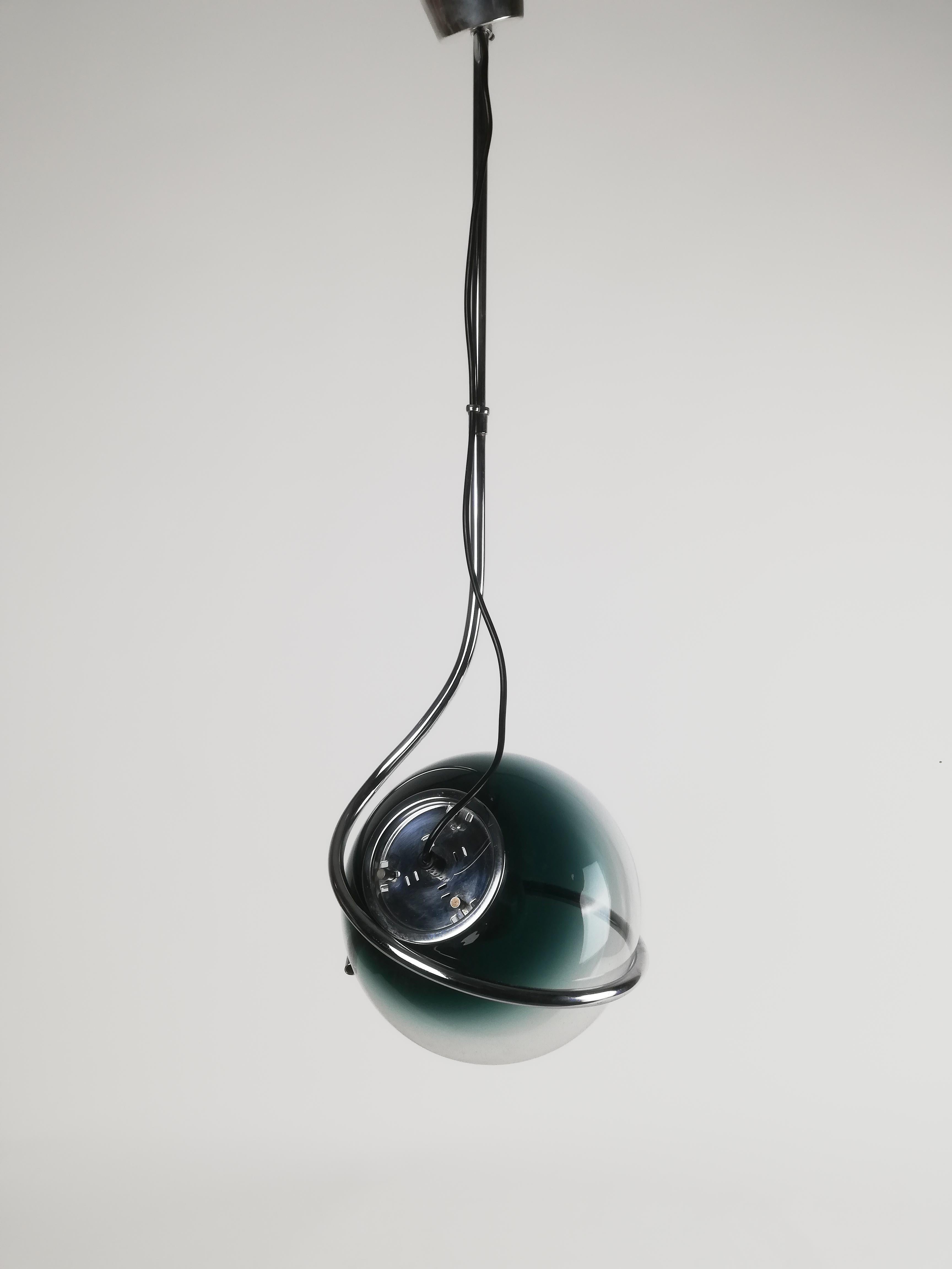 Lampe à suspension de l'ère spatiale attribuée à Fabio Lenci en chrome et verre de Murano en vente 3