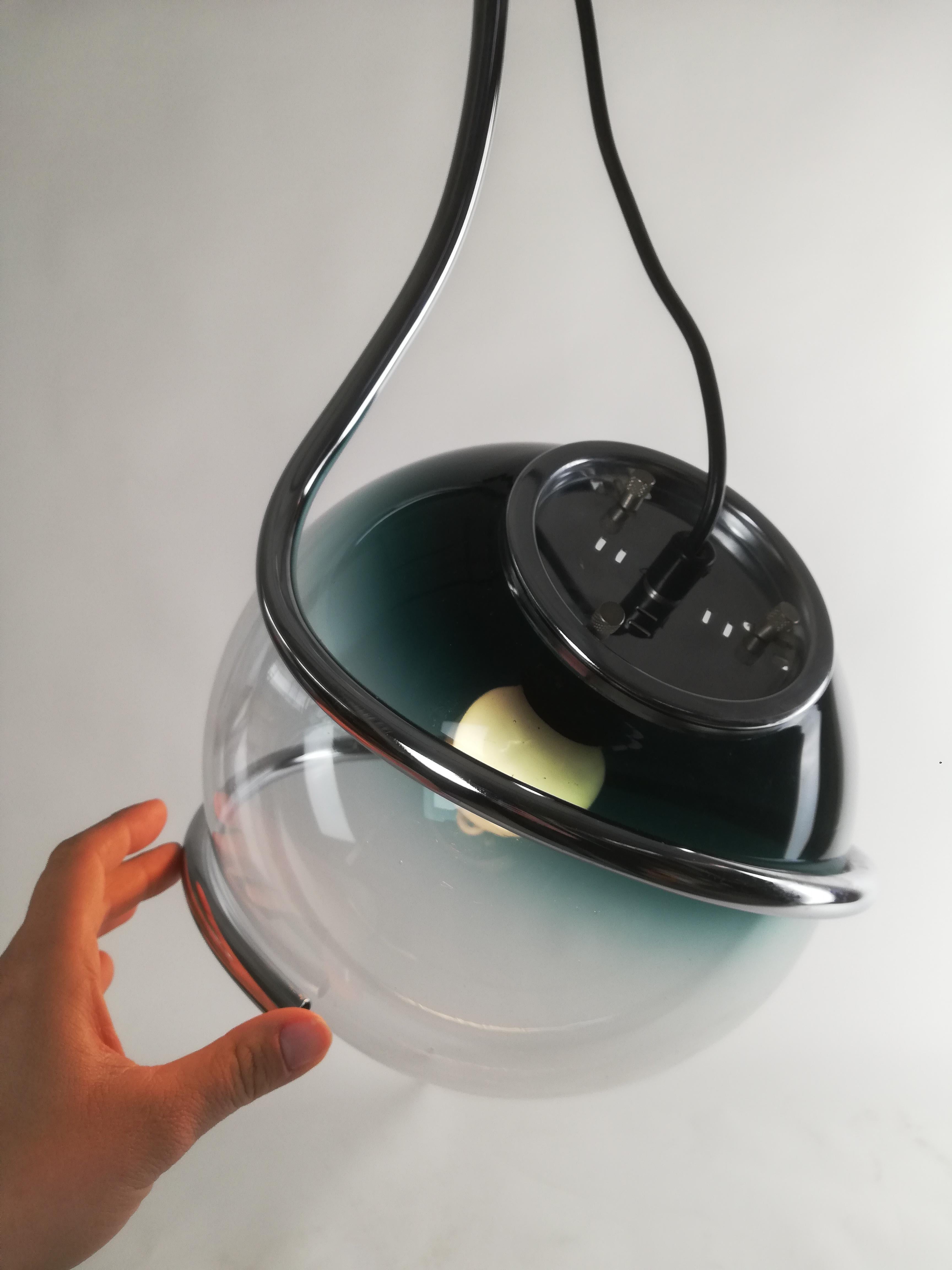 Lampe à suspension de l'ère spatiale attribuée à Fabio Lenci en chrome et verre de Murano en vente 10