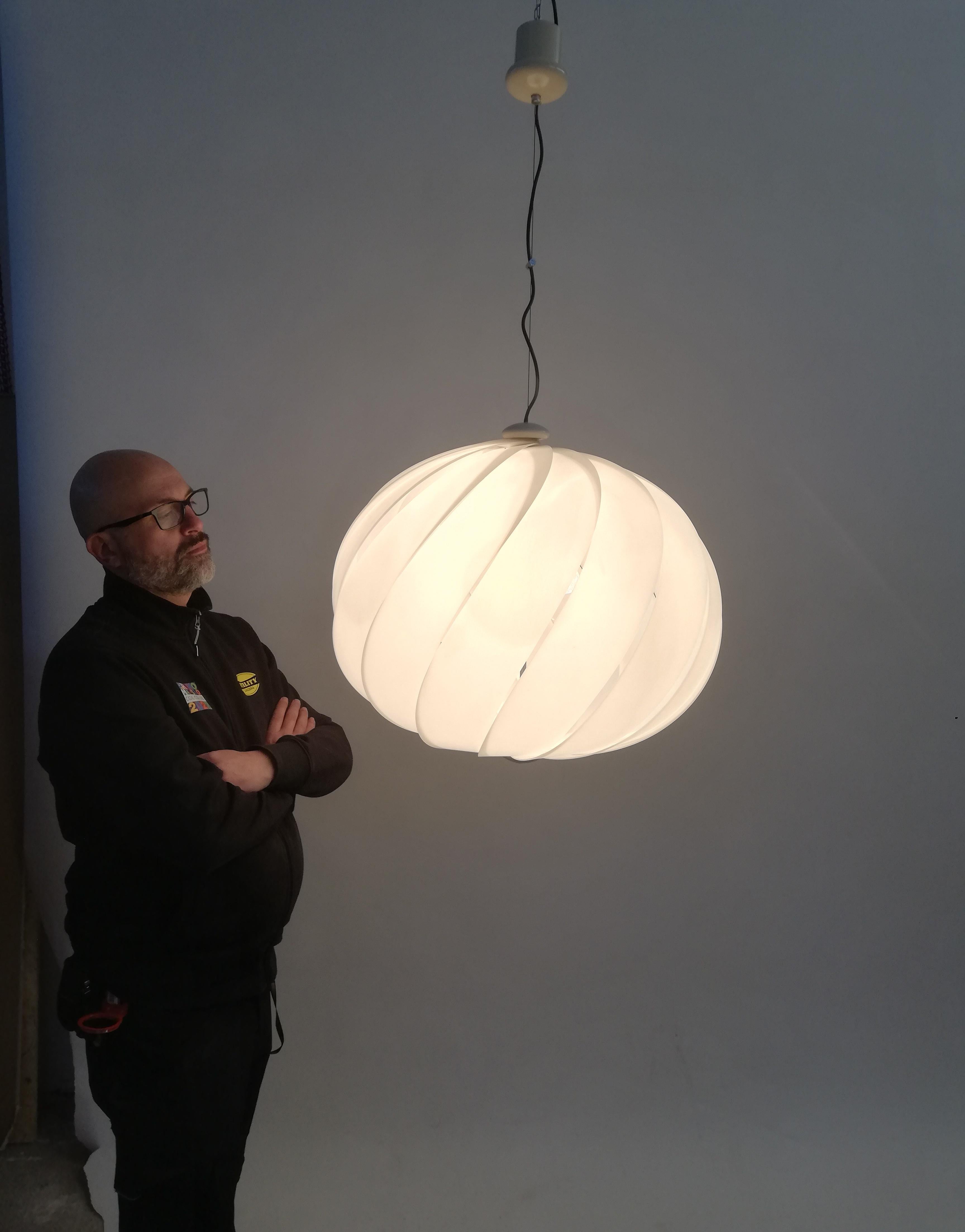 Space Age Pendant by Guzzini in the Style of Eclipse Lamp of Mauricio Klabin For Sale 12