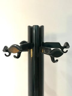 Porte-manteau "Planta" de l'ère spatiale:: Giancarlo Piretti pour Anonima Castelli:: 1972