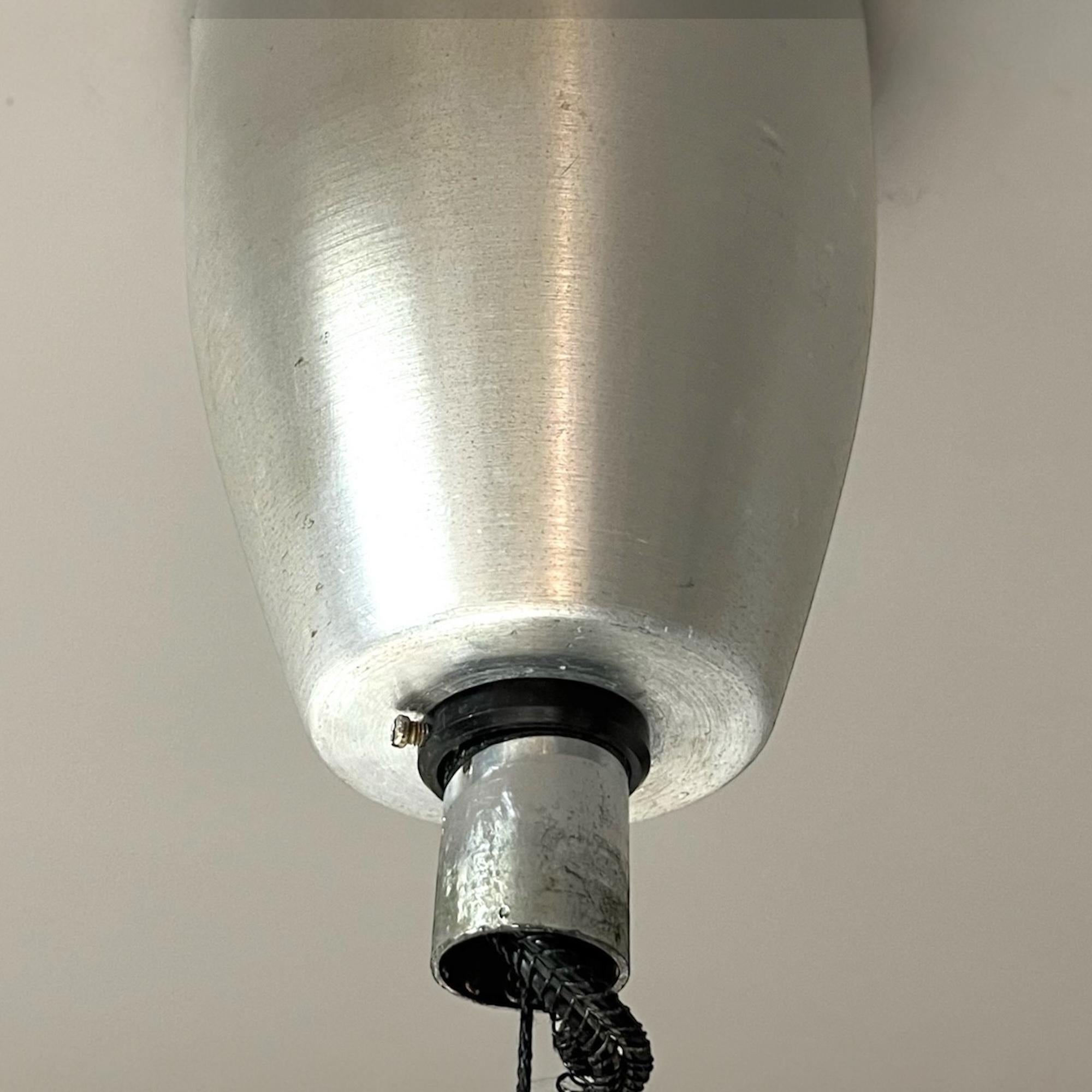 Italiano Lampada a sospensione in plastica A Space AGE di Stilux Milano, anni '70 in vendita