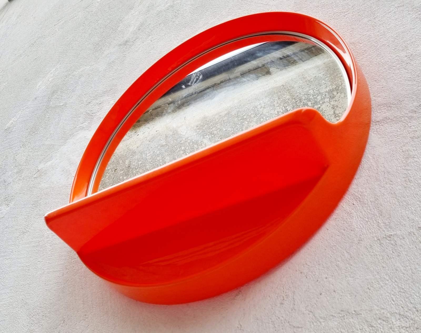 Space Age Plastic Round Mirror with Shelf,  SALC Cantu, Italy 70s In Good Condition In Lucija, SI