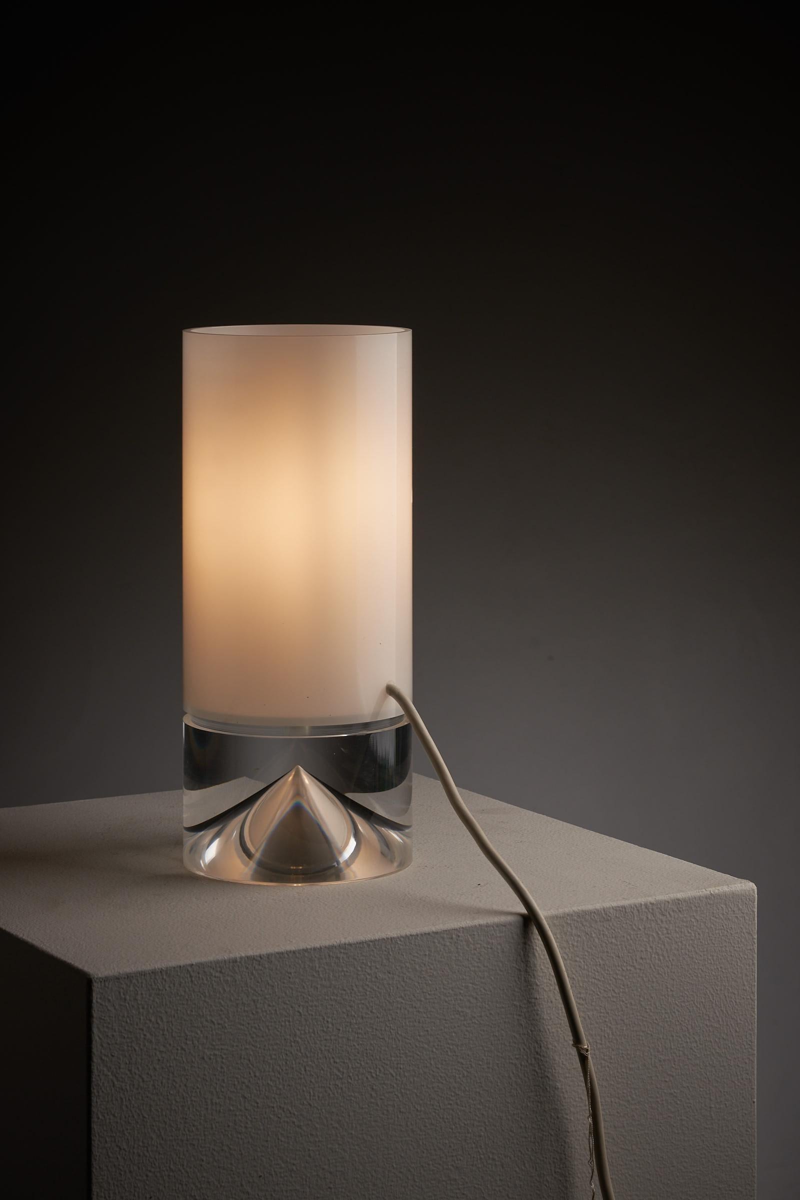 Space Age Plexiglass Table Lamp by Cosack For Sale 3