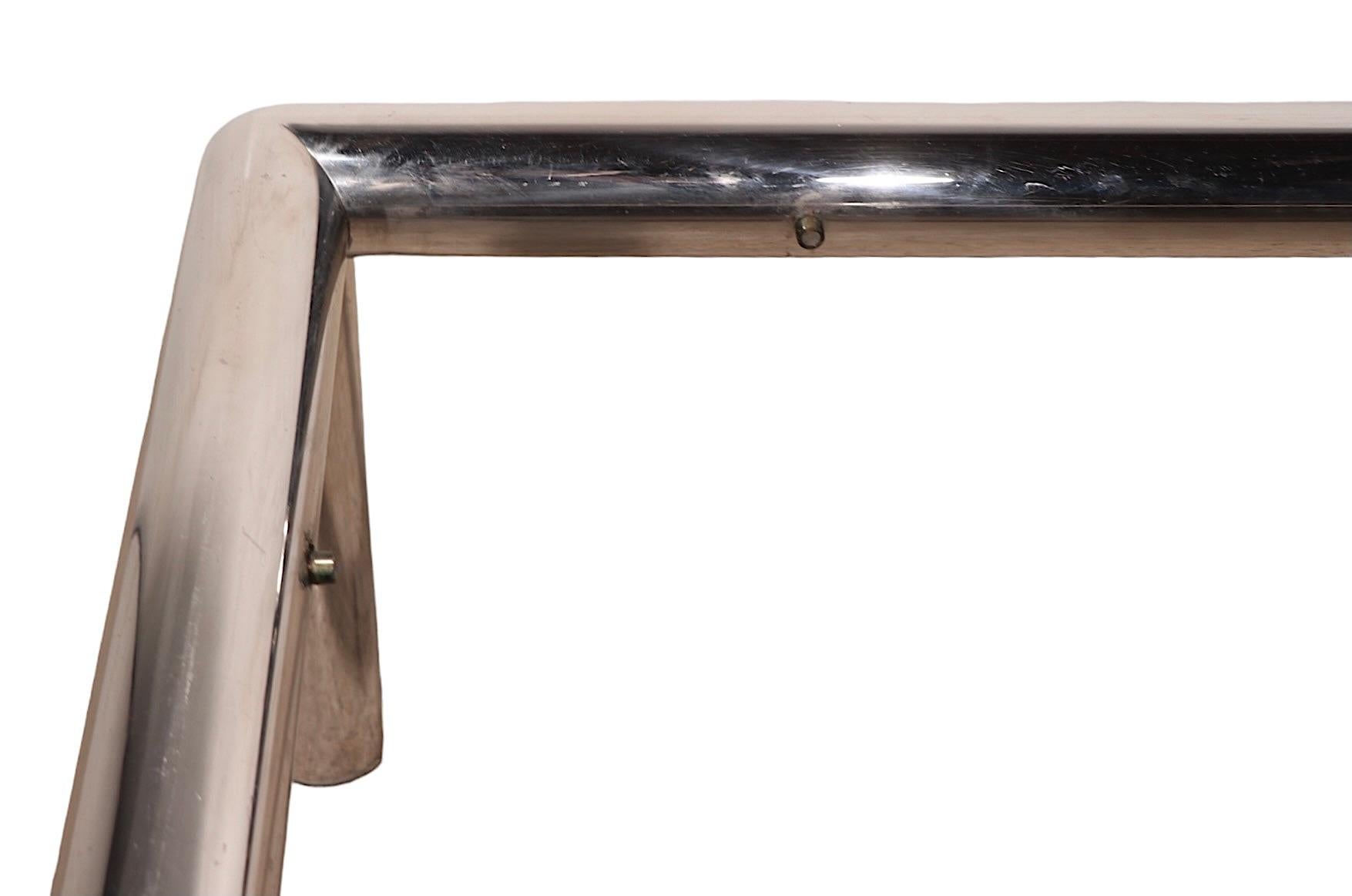 Tubo-Couchtisch aus poliertem Chrom und Glas aus dem Space Age von Mascheroni für Vecta im Angebot 9