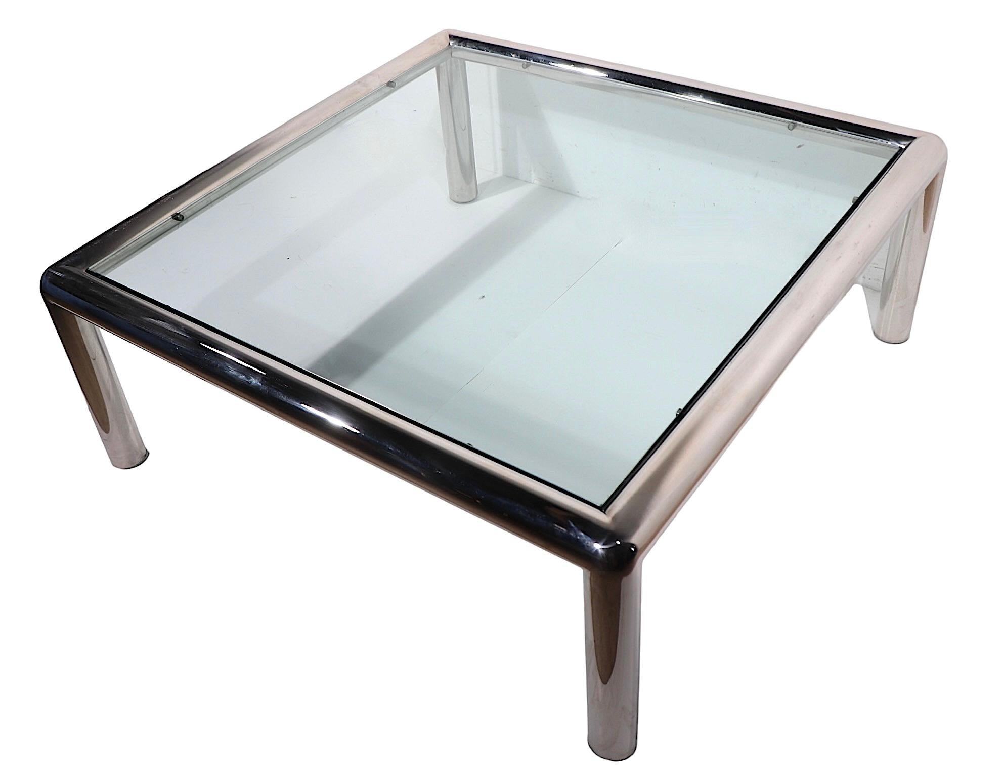 Tubo-Couchtisch aus poliertem Chrom und Glas aus dem Space Age von Mascheroni für Vecta im Angebot 1