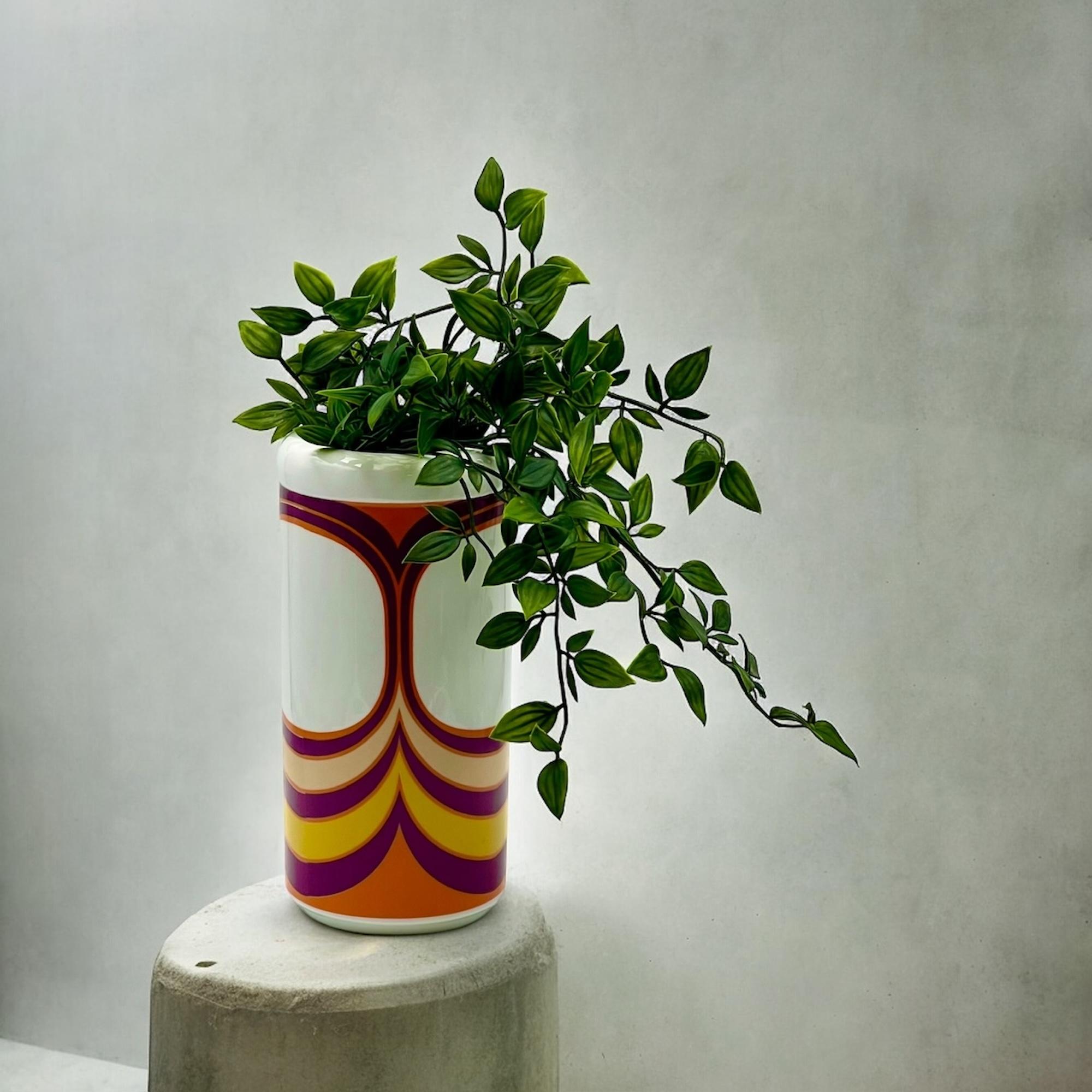 Vaso in porcellana A Space di Krautheim & Adelberg - Capolavoro MCM degli anni '60 in vendita 3