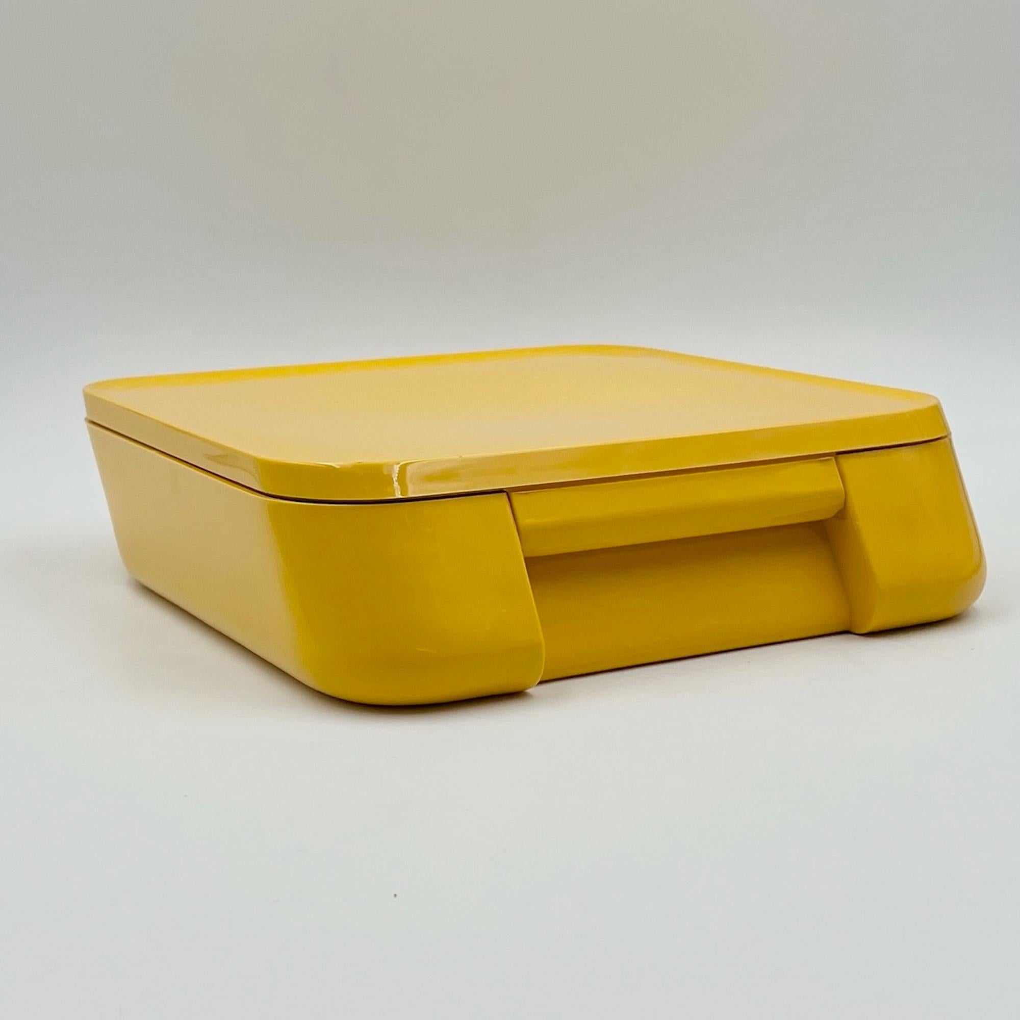 Space Age Portable Vanity Set by Makio Hasuike for Gedy in Vibrant Yellow, 70s 3