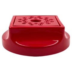 Space age red ceramic ashtray, Studio Opi, Gabbianelli Italy ca. 1970