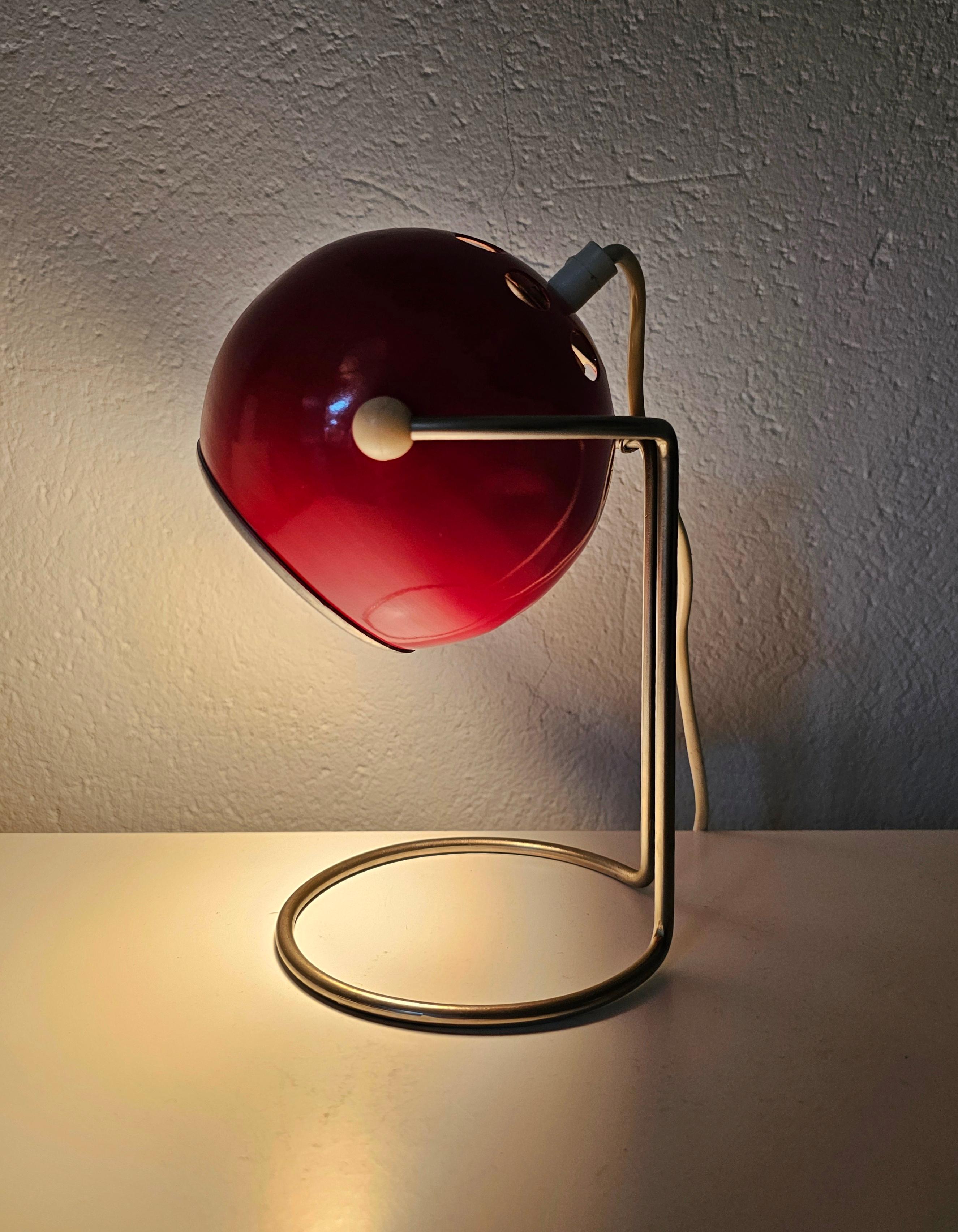 Space Age Red Eyeball Table Lamp by Abo Randers, Denmark in 1960s For Sale 1