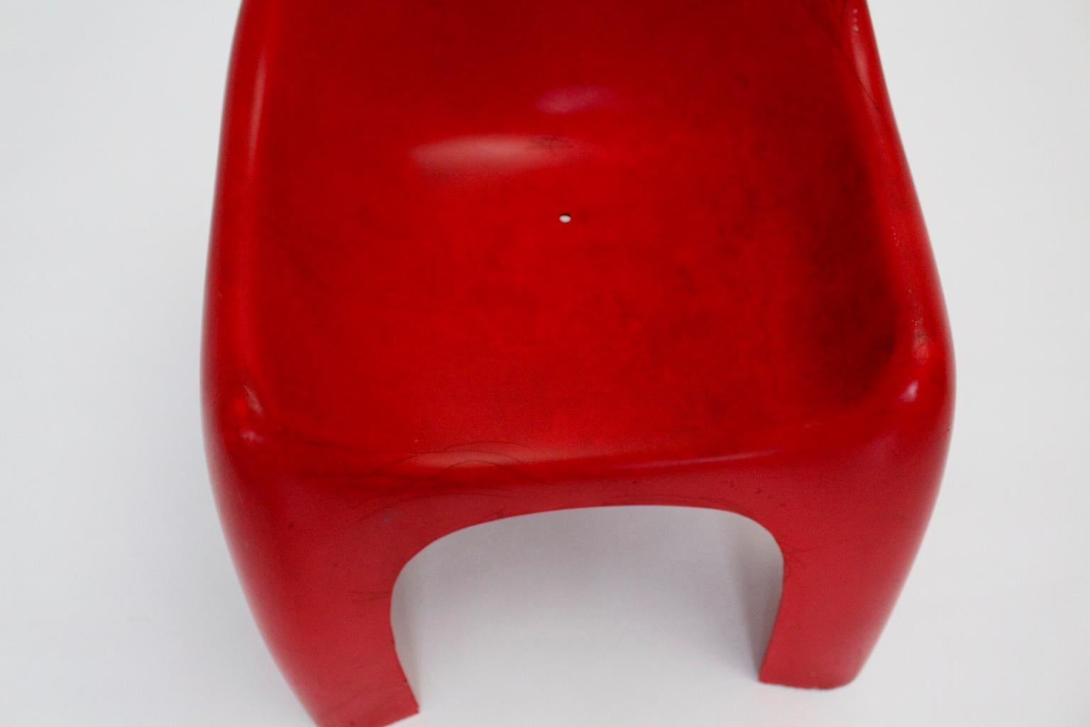 Space Age Red Fiberglass Vintage Lounge Chair, 1960s 7