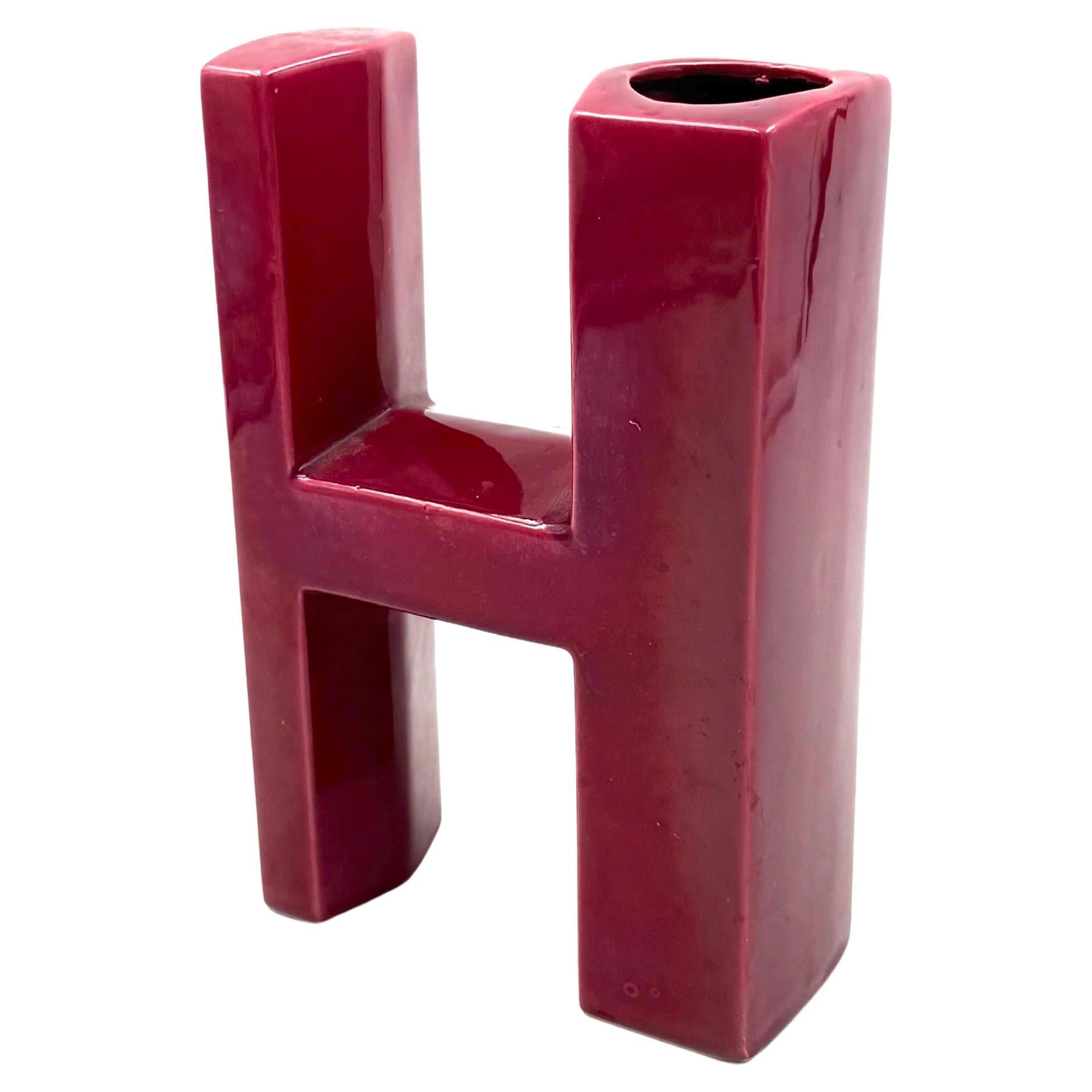 Space age red H letter shaped ceramic solifleur vase, Marcel Radureau ca. 1970