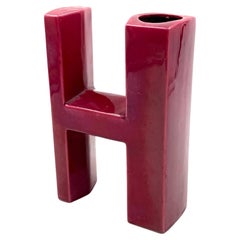 Space age red H letter shaped ceramic solifleur vase, Marcel Radureau ca. 1970