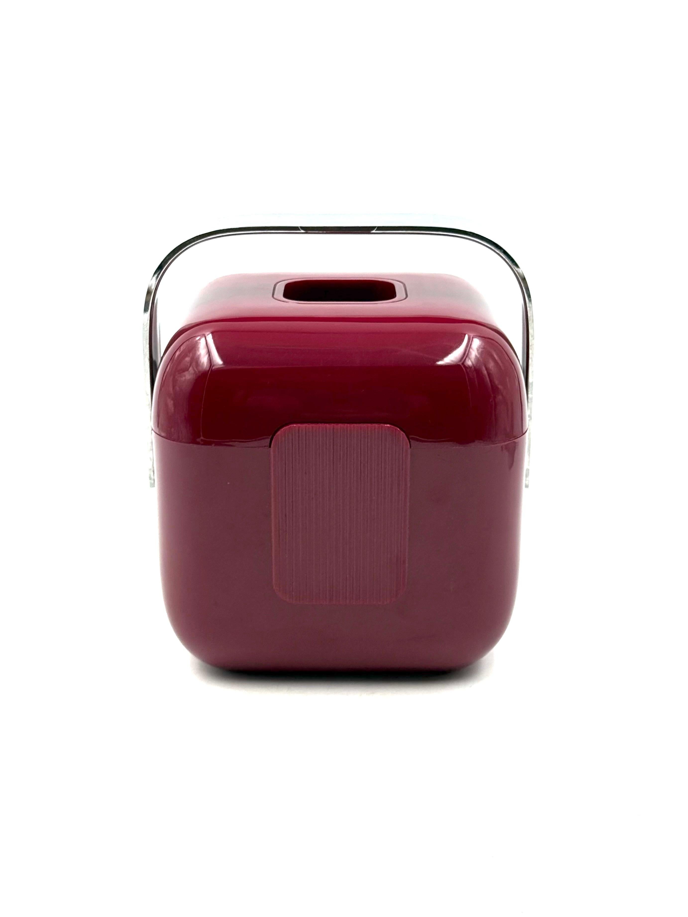 Space age red Ice Bucket, Guzzini Italy, ca. 1970s For Sale 6