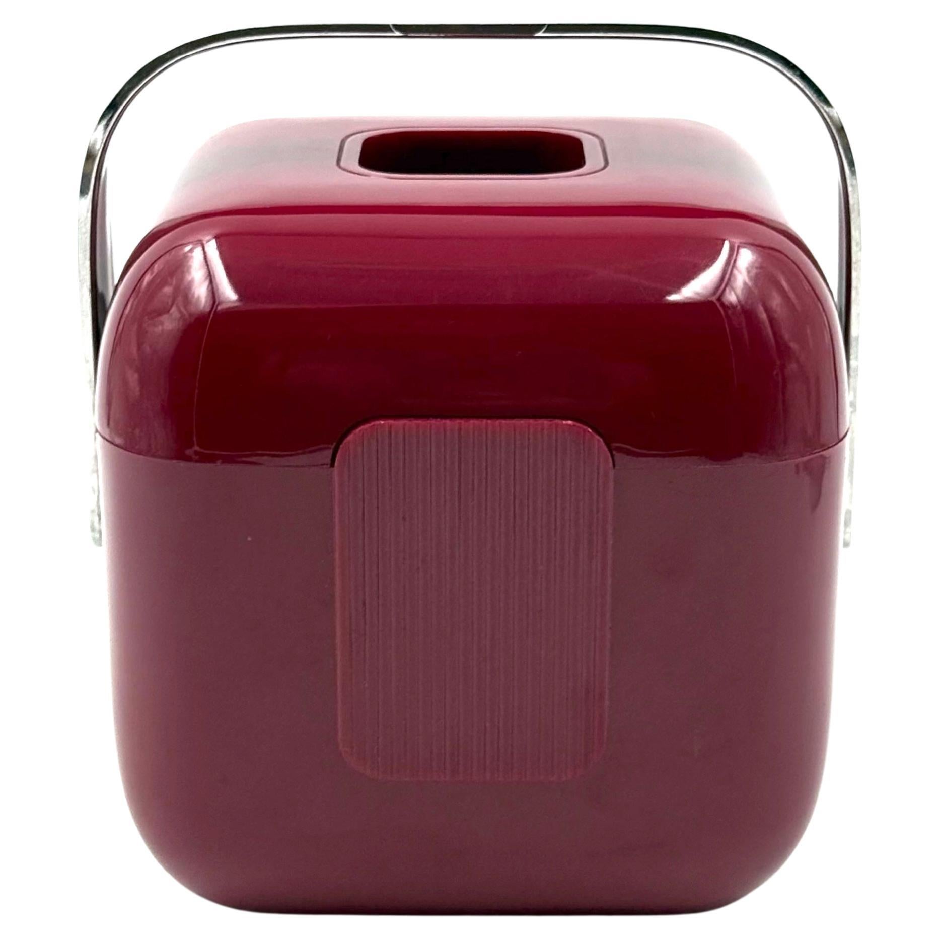 Cubitera roja Space Age, Guzzini Italia, ca. 1970s