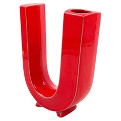 Space age red U letter shaped ceramic solifleur vase, Marcel Radureau ca. 1970