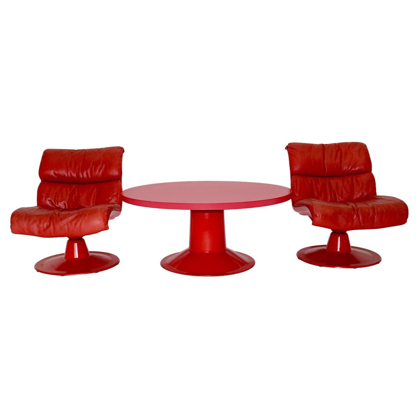 Space Age Red Vintage Lounge Chairs Saturn Pink Sofa Table Yrjö Kukkapuro, 1960s For Sale