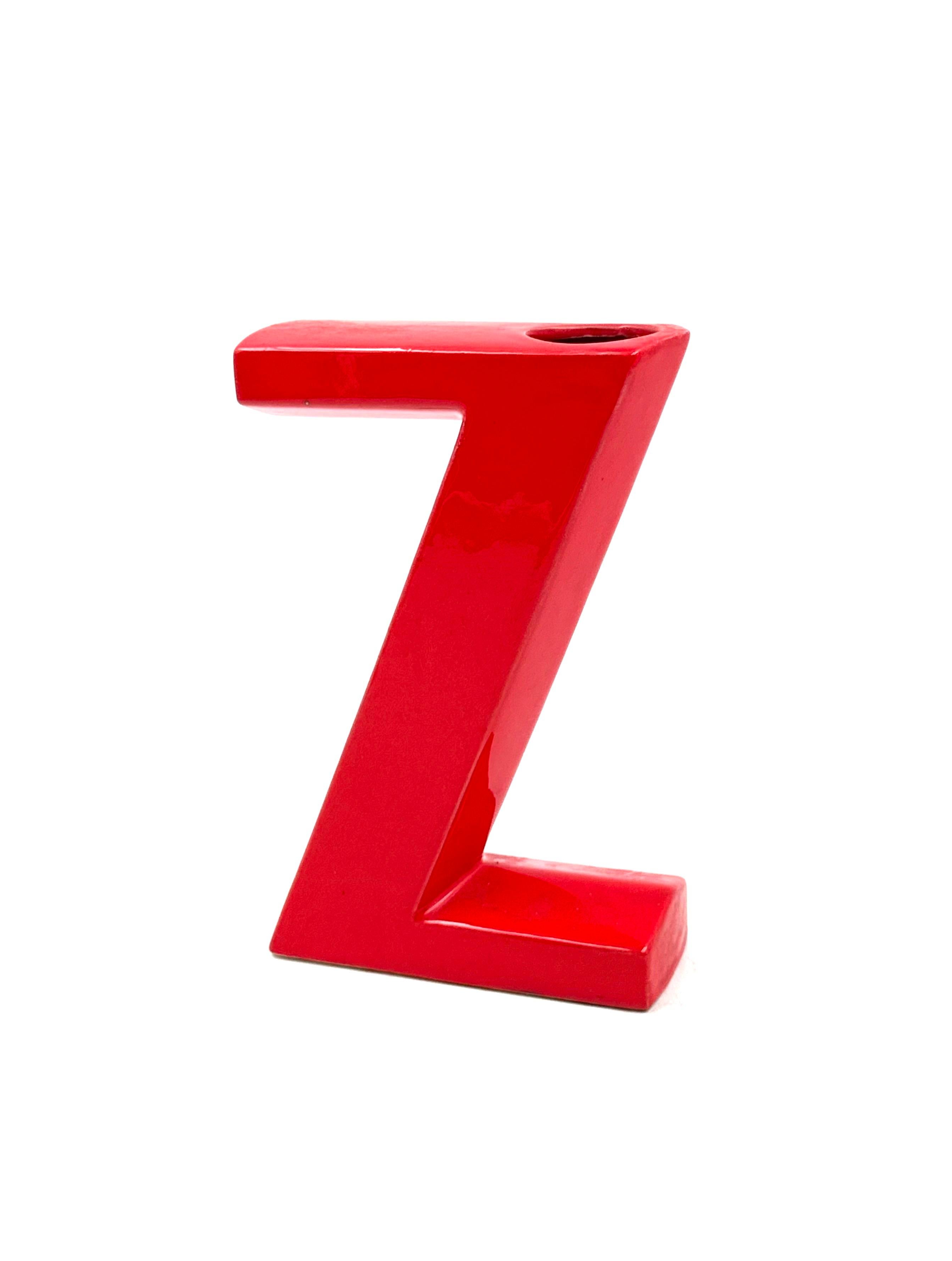 French Space age red Z letter shaped ceramic solifleur vase, Marcel Radureau ca. 1970 in vendita
