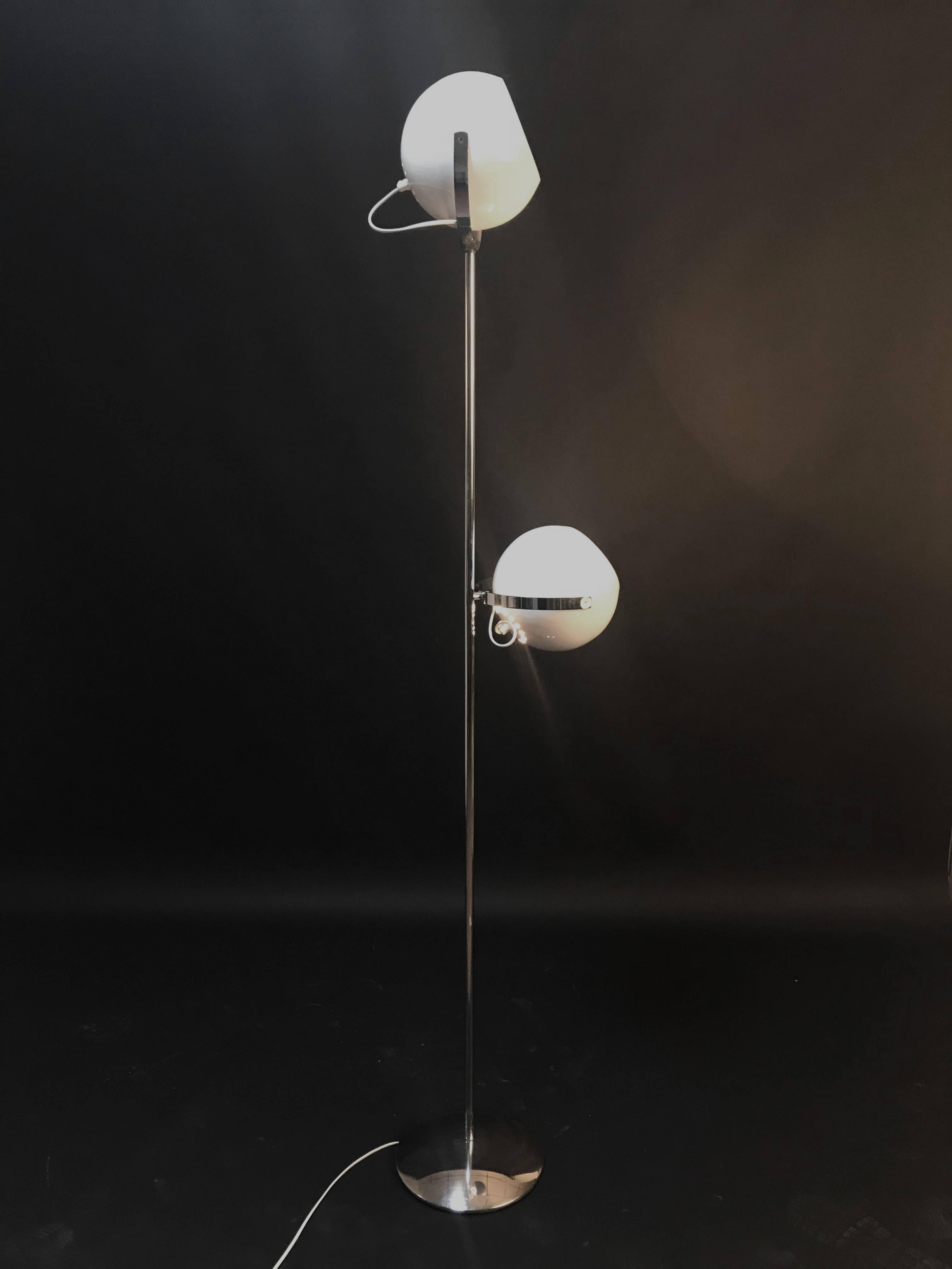 Space Age Reggiani Chrome and White Metal Two-Sphere Italian Floor Lamp, 1970s 2