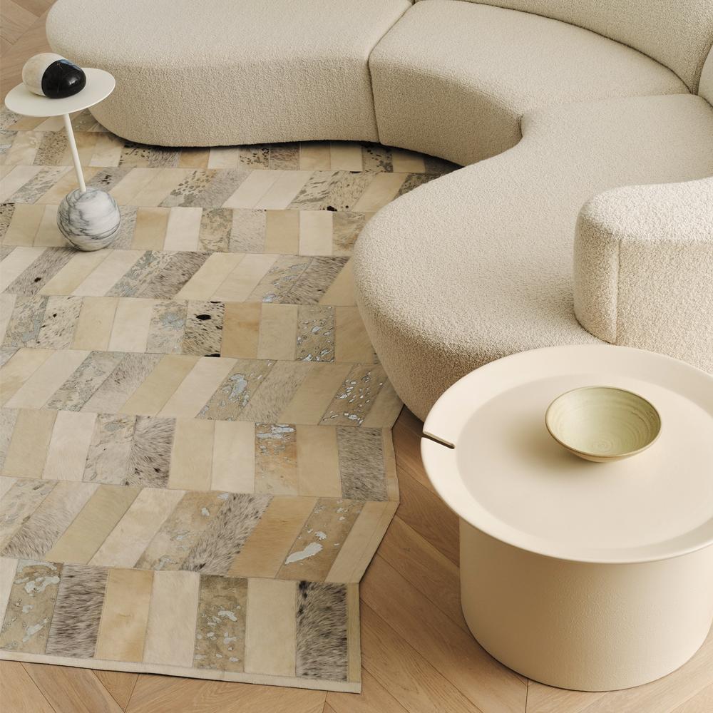 Alfombra Contemporánea Zig Zag Personalizable Crema y Plata Grande Art Decó en venta