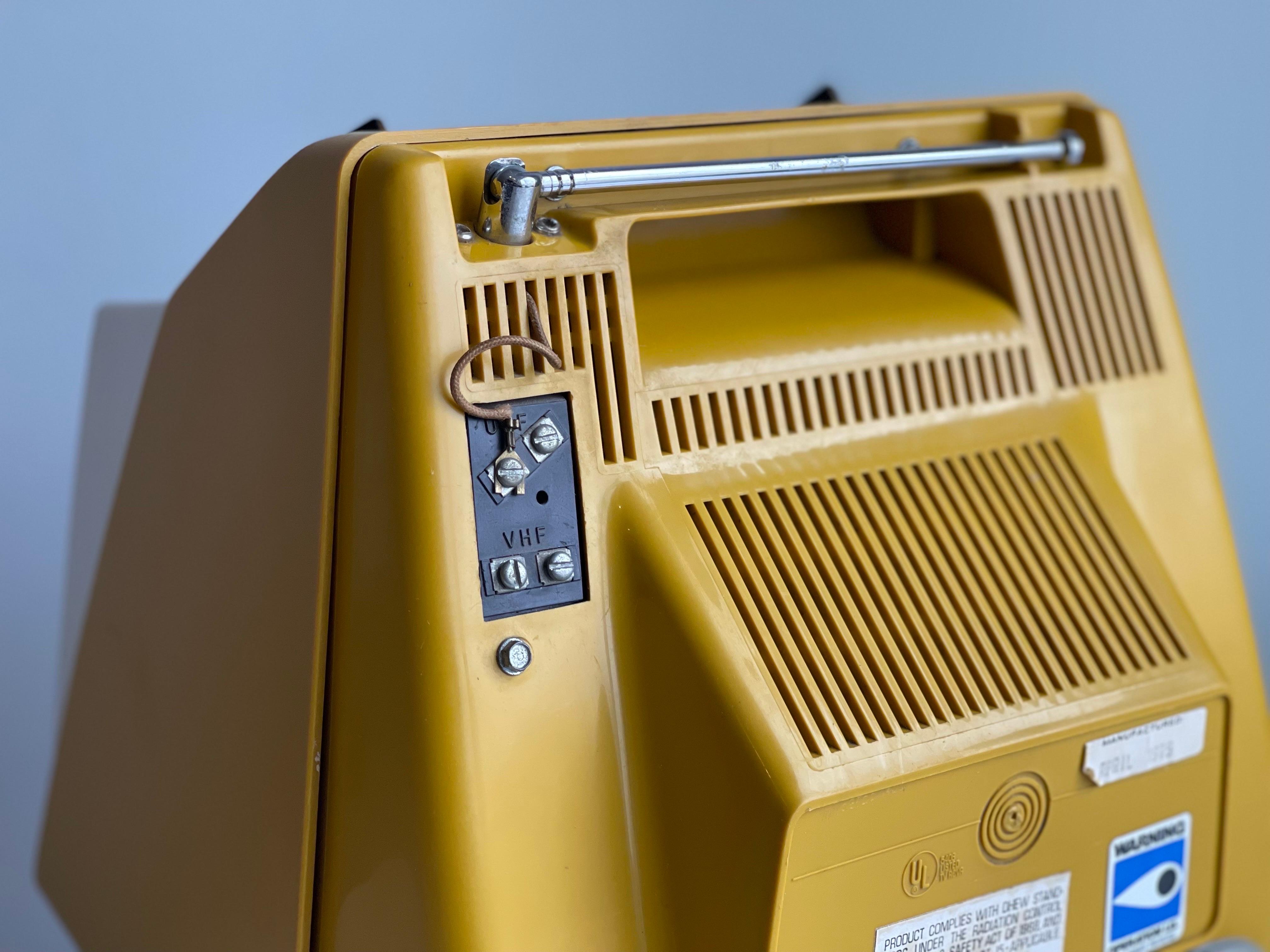 Space Age Retro Yellow Television T.V. Set by G. E. 1975 Works 2