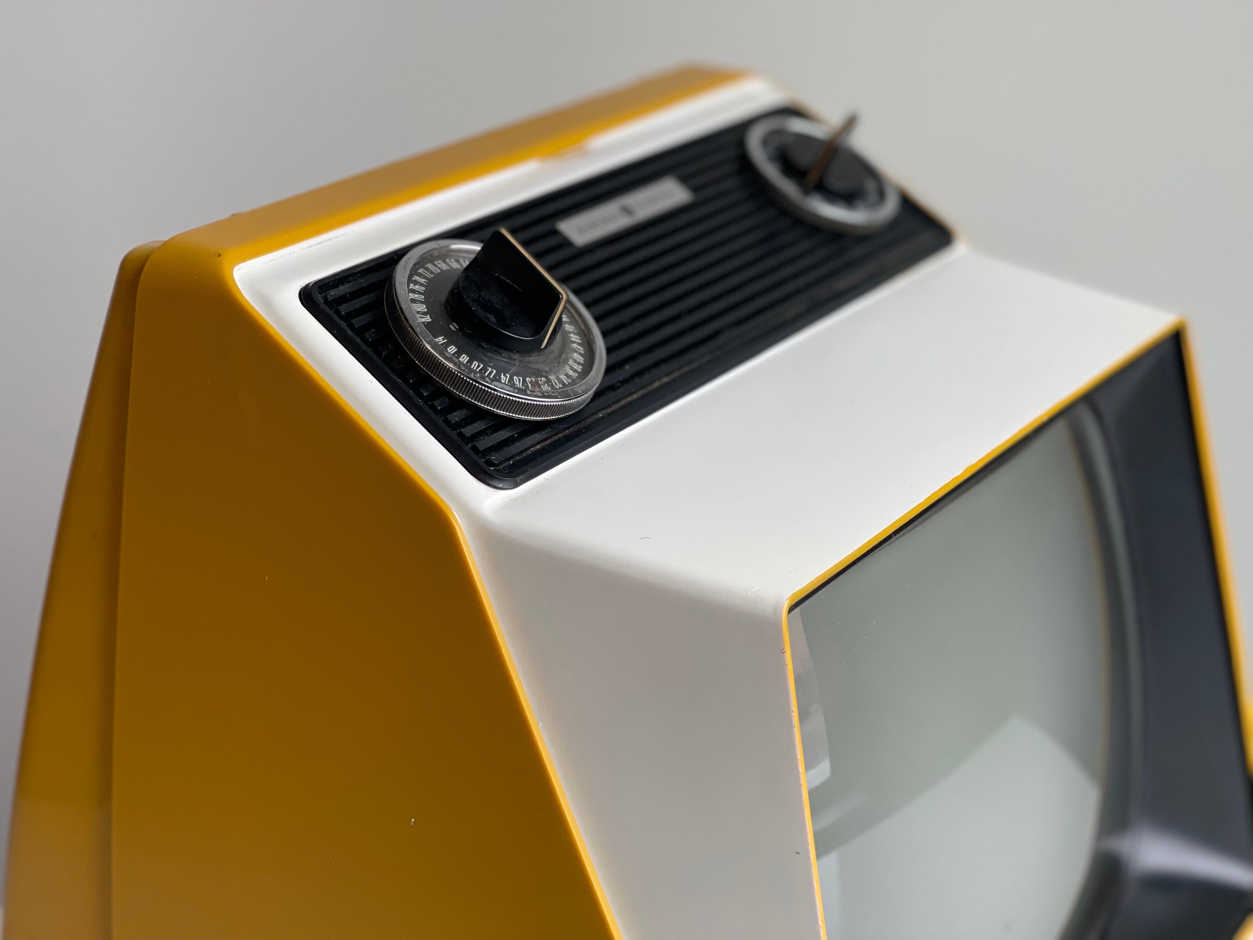 1975 tv
