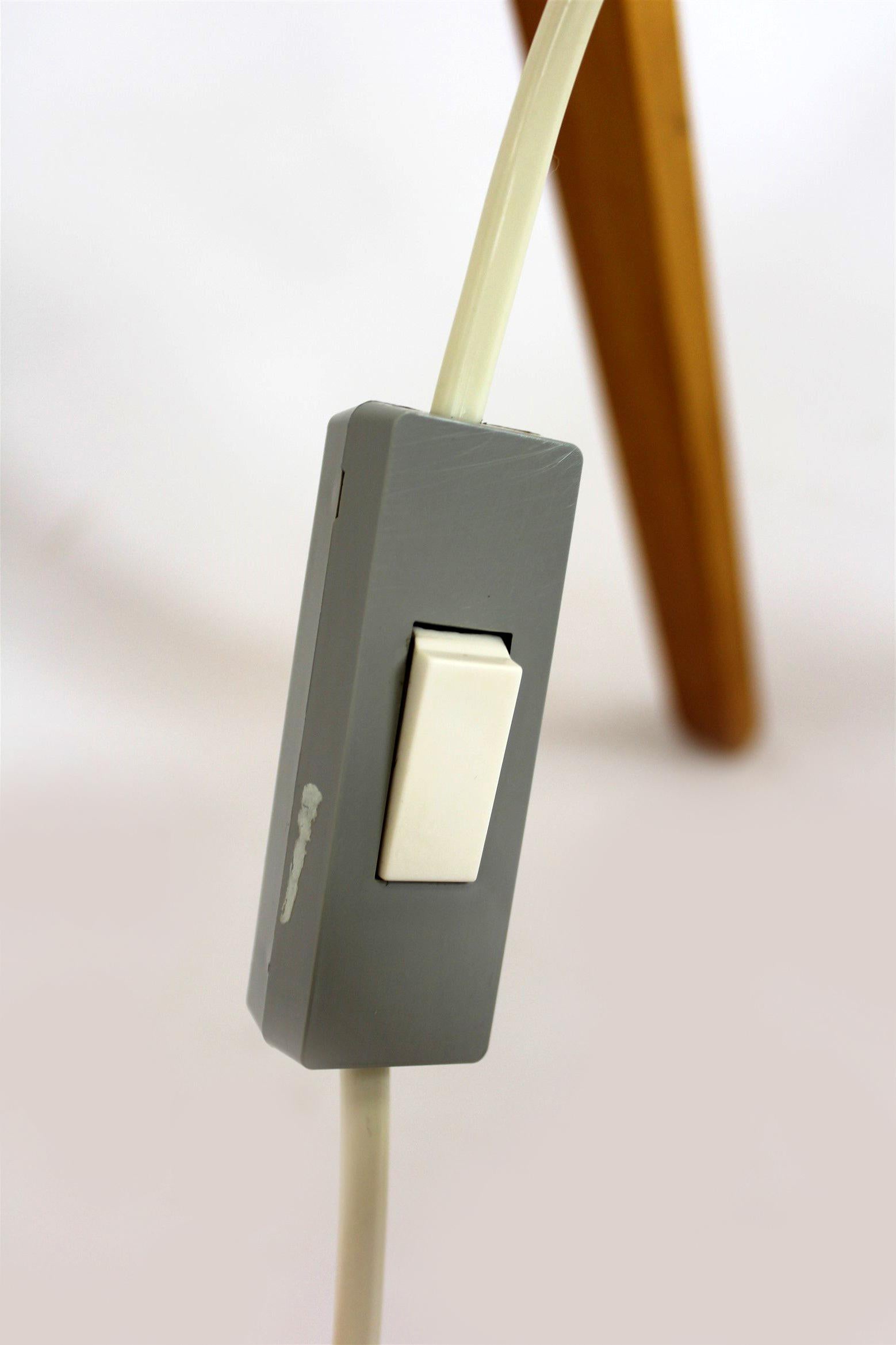 Lampadaire à fusée de l'ère spatiale de Novoplast Sered, années 1960 en vente 6