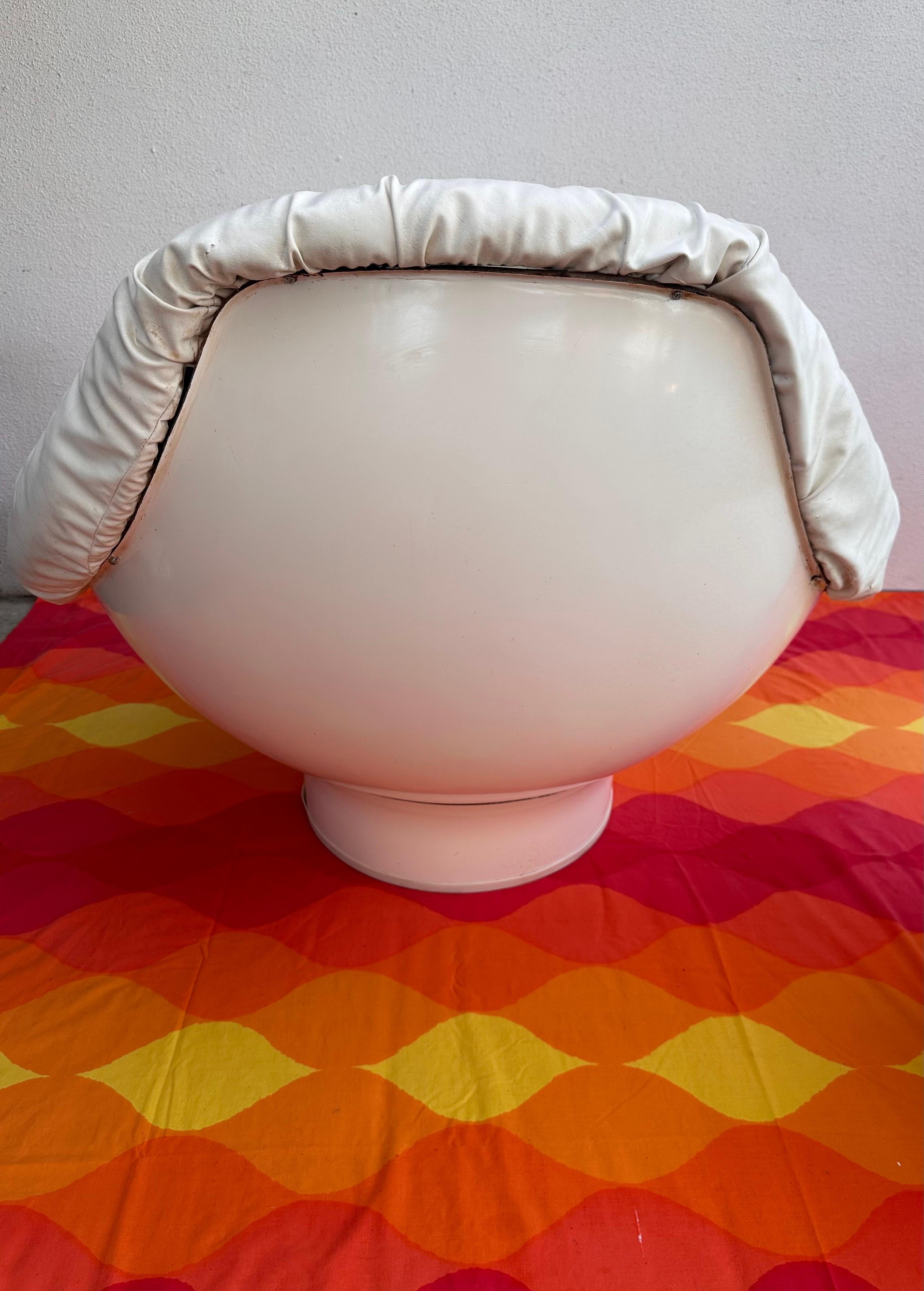 Space AGE Lounge Chair & Ottoman Mario Brunu for Comfort 1968 Bon état - En vente à Lake Worth, FL