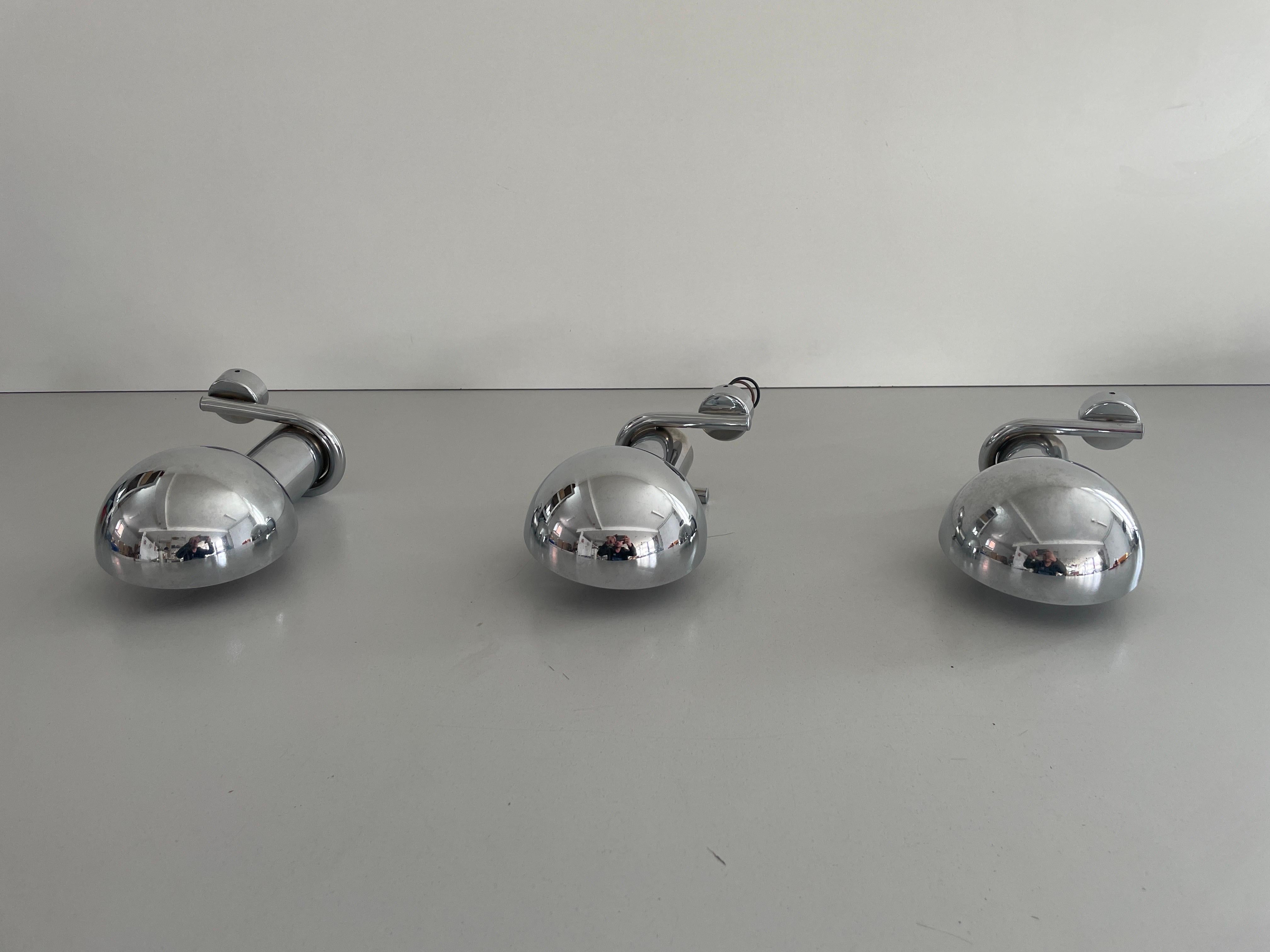 italien Ensemble de 3 appliques rotatives de l'ère spatiale en chrome, 1970, Italie en vente