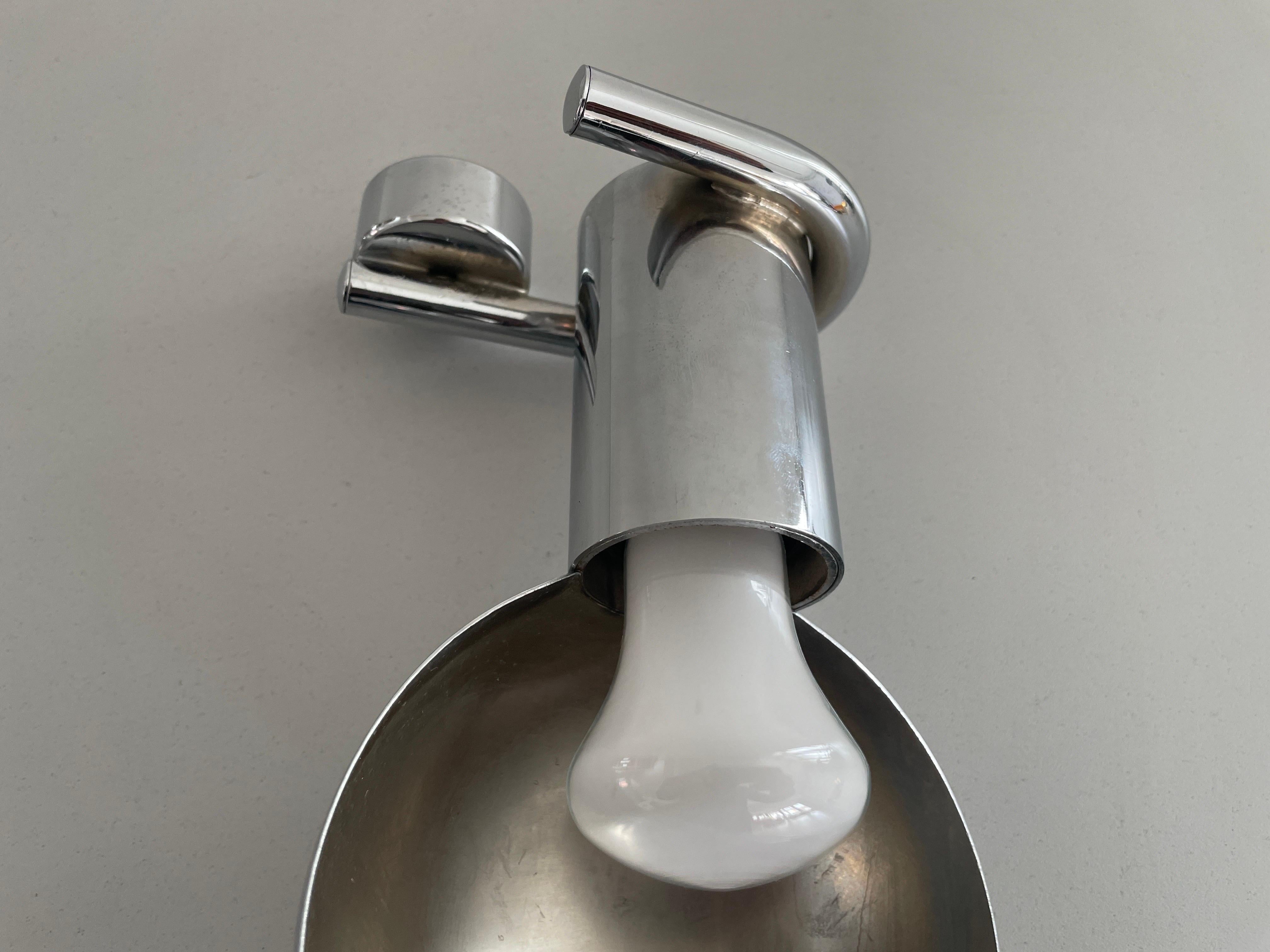 Ensemble de 3 appliques rotatives de l'ère spatiale en chrome, 1970, Italie en vente 1