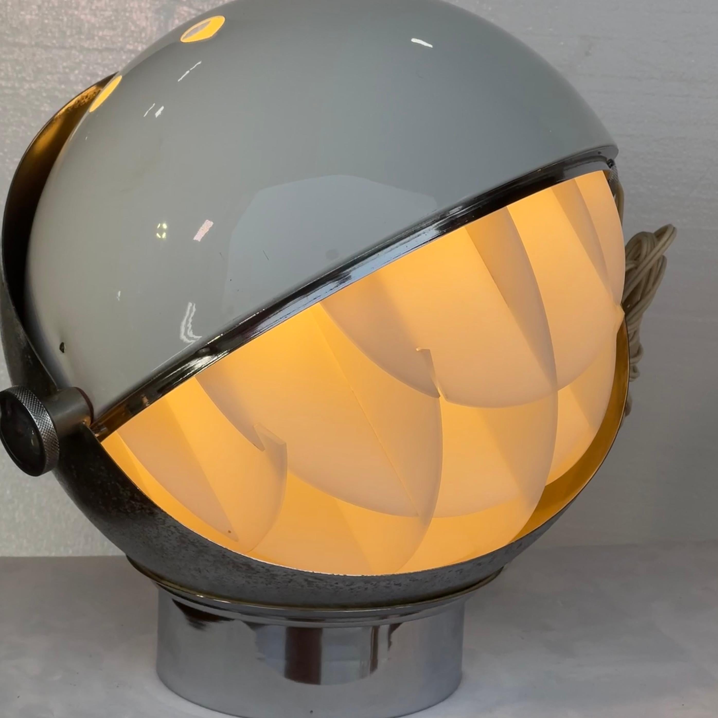 Space Age Rotating Spherical Lamp Style of Joe Colombo For Sale 7