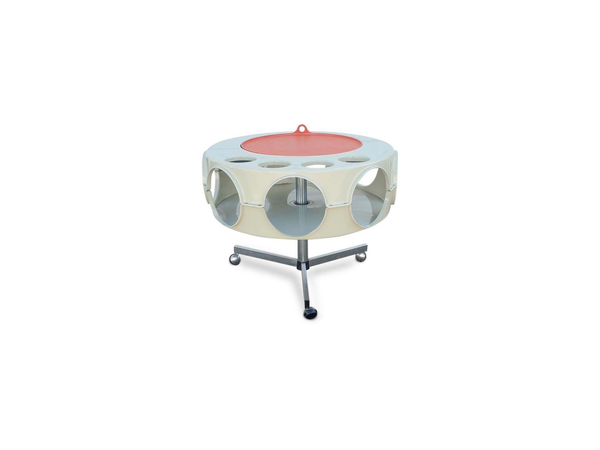 Chariot de bar Rotobar de l'ère spatiale par Curver, Pays-Bas en vente 13