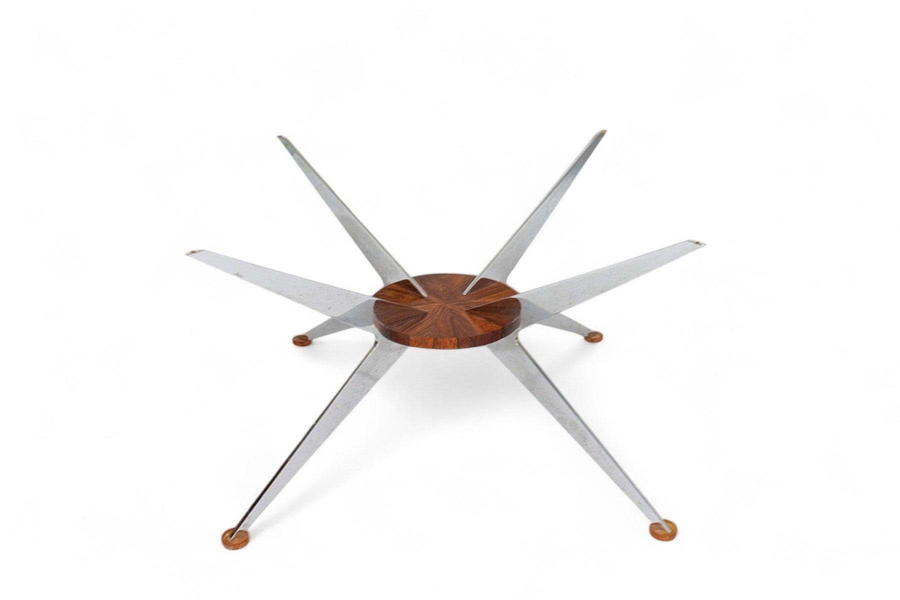 Aluminium Table basse ronde de l'ère spatiale en bois de rose + verre en vente