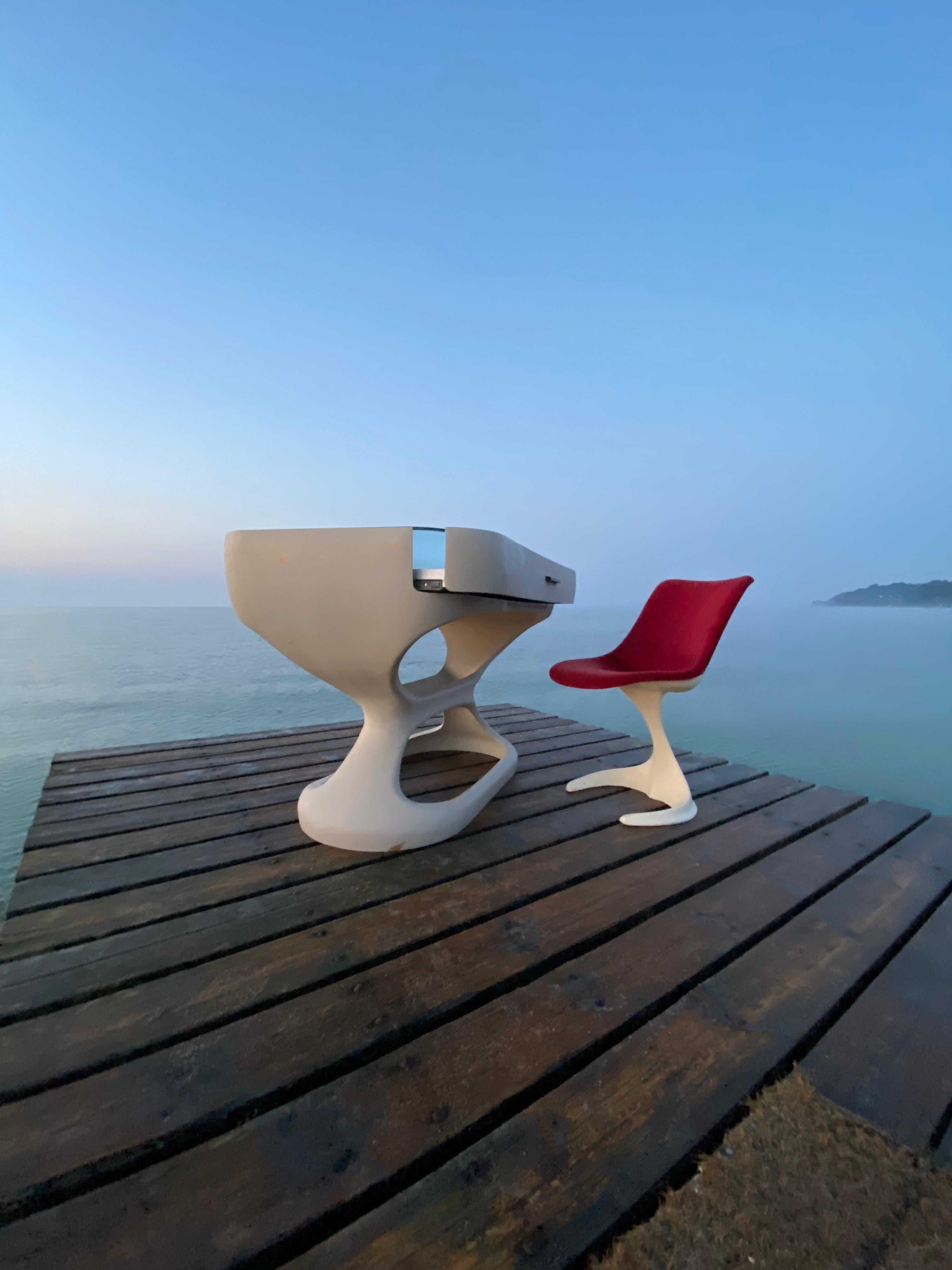 Ensemble de deux chaises de salle à manger ou fauteuils de l'ère spatiale fabriqués en Espagne, 1970 en vente 3